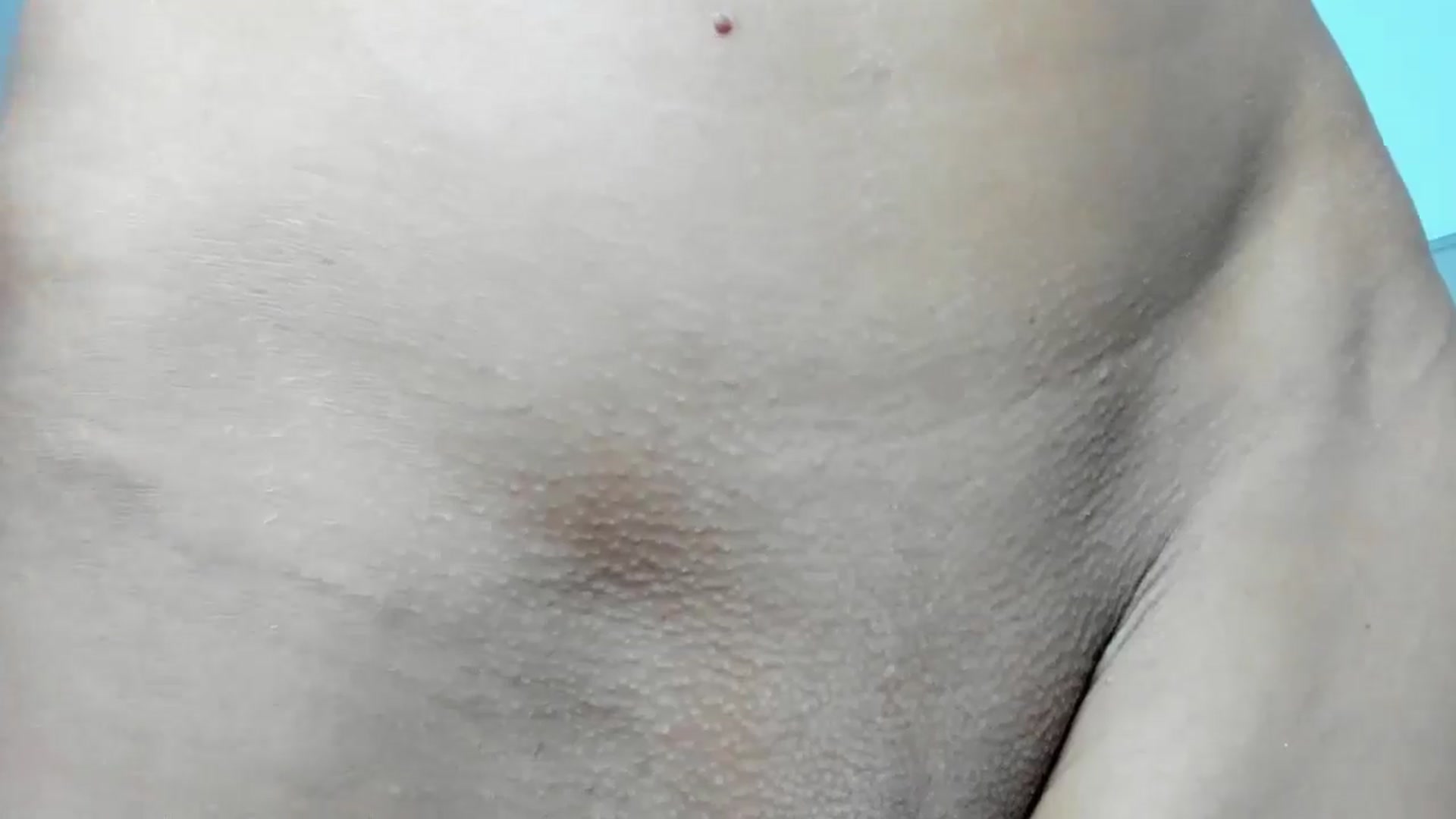 Gallery image thumbnail from Qarinah's myfreecams stream on, 04/29/2025, 23:18 image 12 of 20