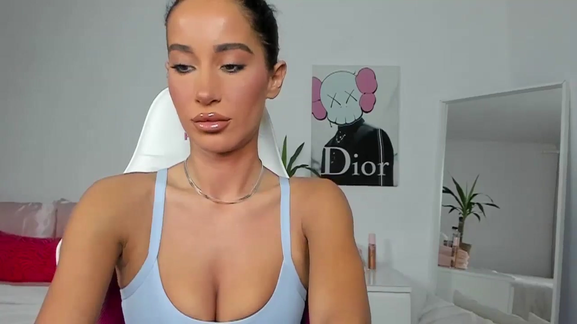 Gallery image thumbnail from Qarinah's myfreecams stream on, 05/10/2025, 20:51 image 12 of 20