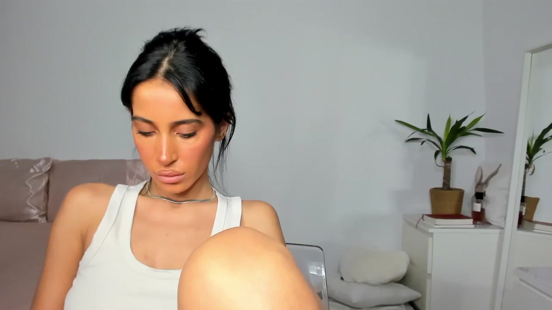 Gallery image thumbnail from Qarinah's myfreecams stream on, 07/08/2025, 06:36 image 9 of 20
