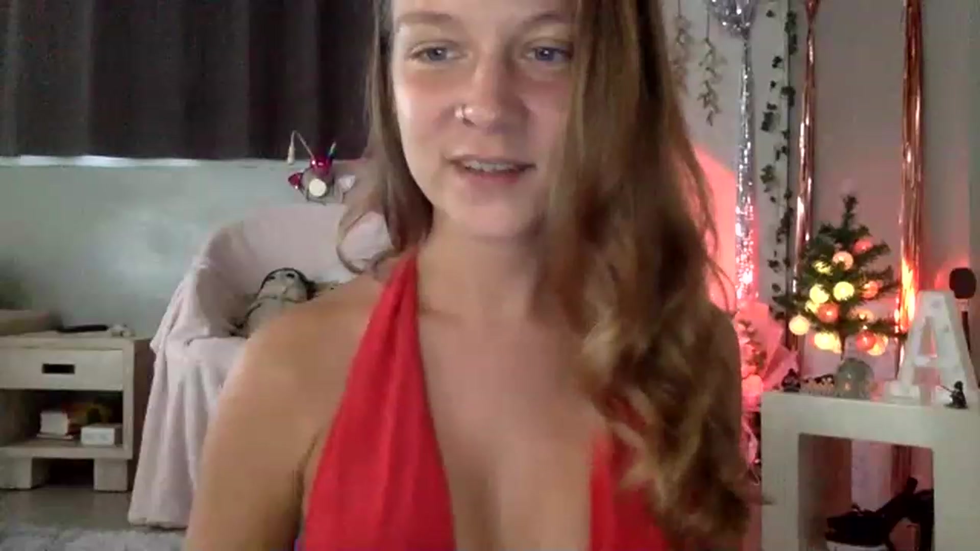 Gallery image thumbnail from Qi_ra's myfreecams stream on, 12/25/2022, 03:09 image 8 of 20