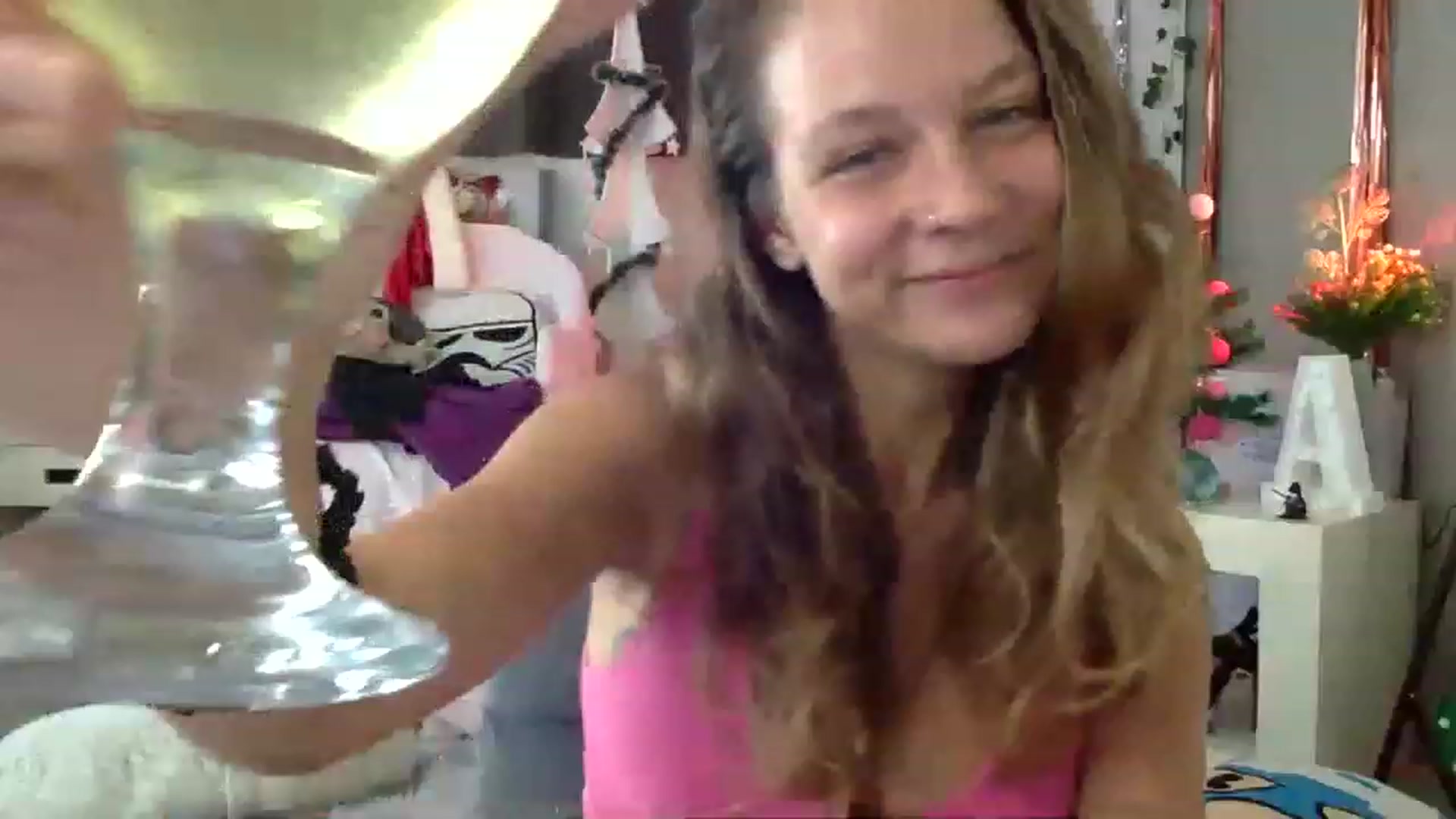Gallery image thumbnail from Qi_ra's myfreecams stream on, 01/03/2023, 01:52 image 12 of 20