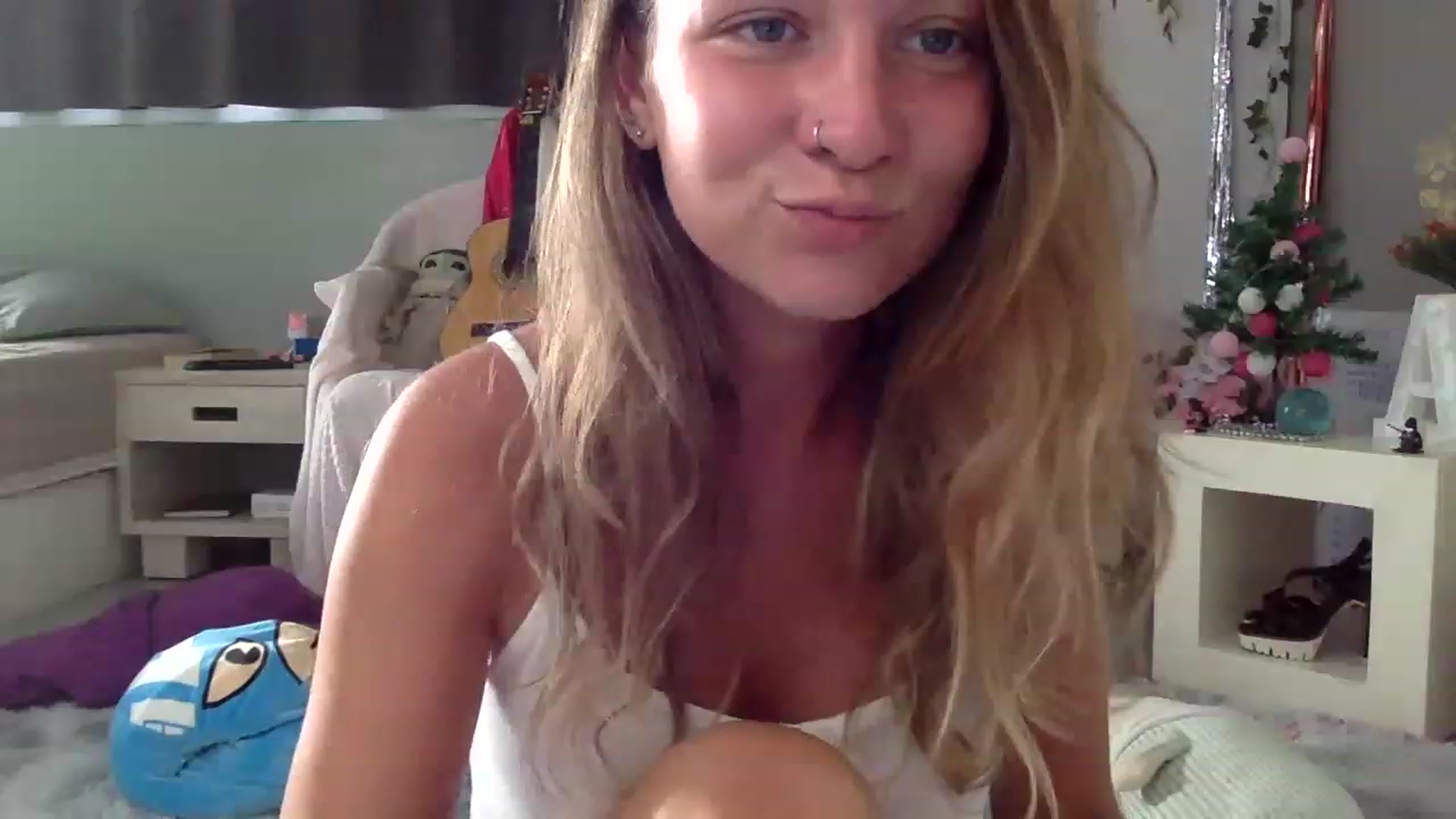 Gallery image thumbnail from Qi_ra's myfreecams stream on, 01/19/2023, 01:14 image 3 of 20