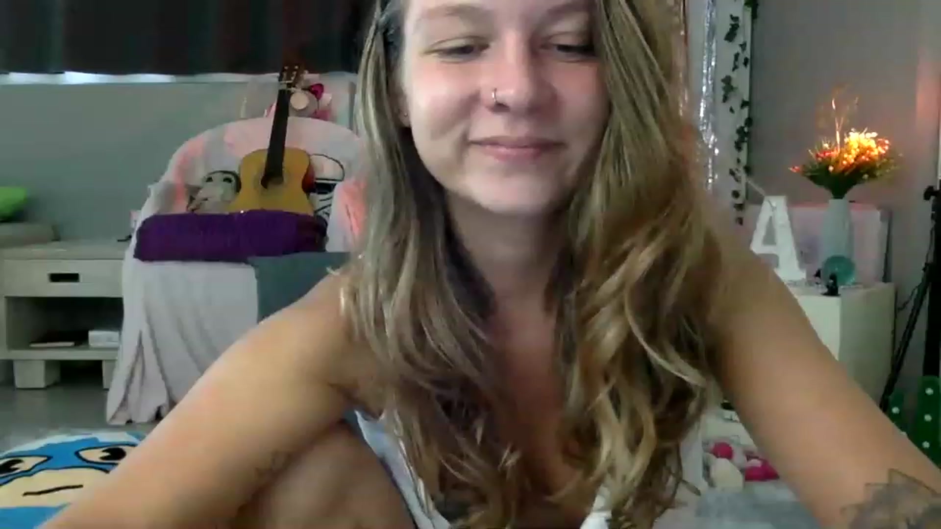 Gallery image thumbnail from Qi_ra's myfreecams stream on, 02/04/2023, 03:02 image 6 of 20