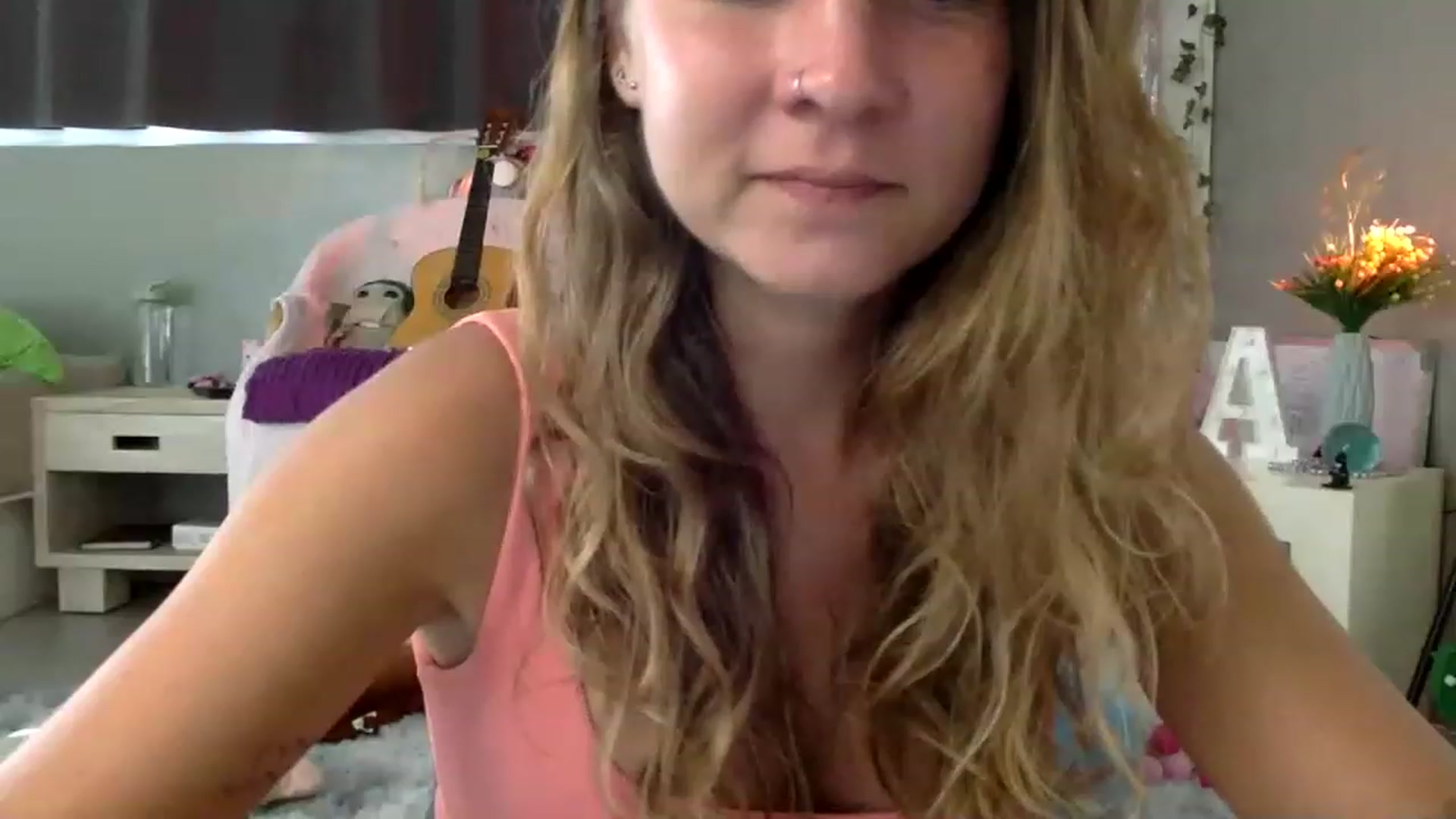 Gallery image thumbnail from Qi_ra's myfreecams stream on, 02/08/2023, 06:21 image 3 of 20
