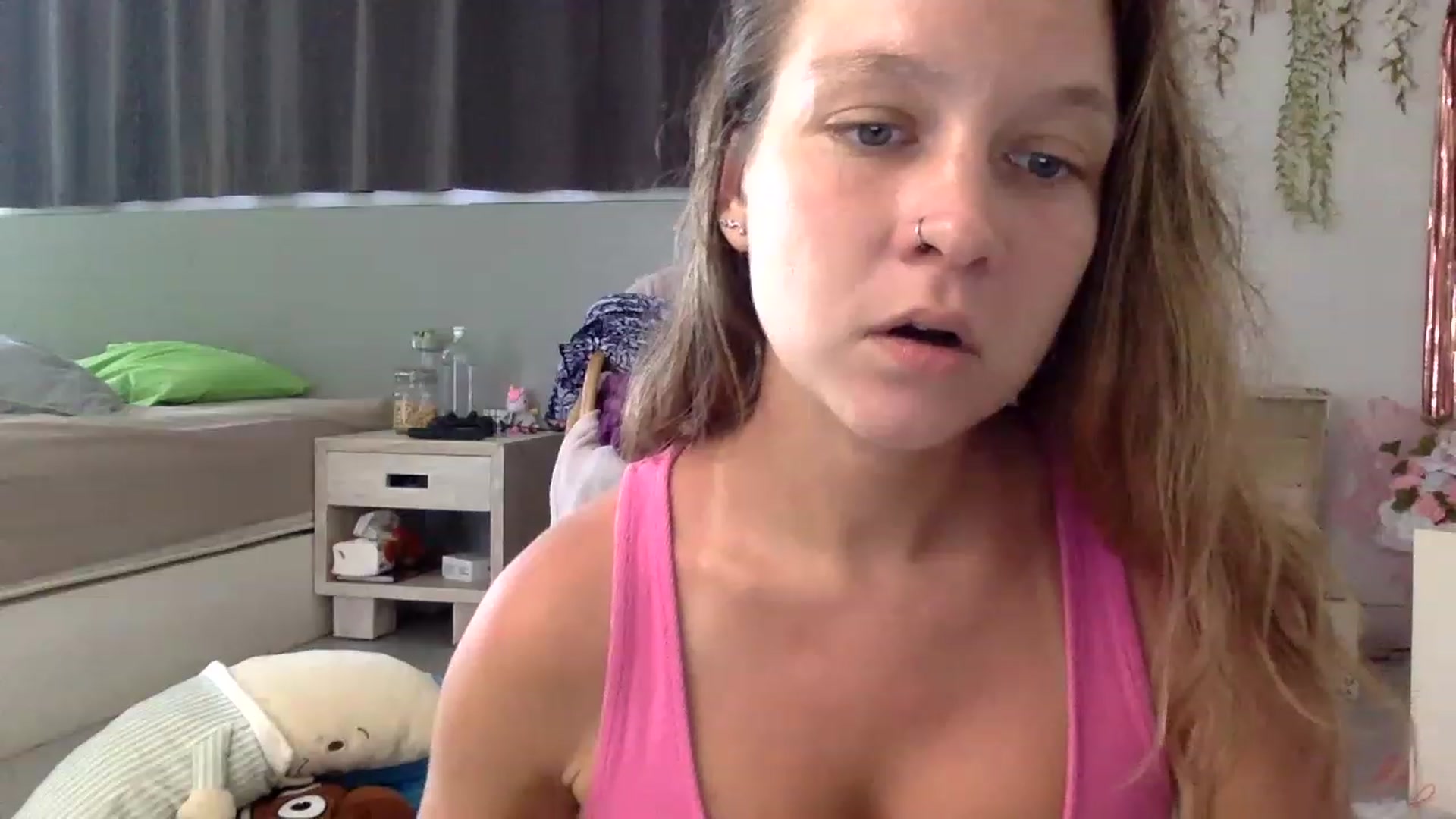 Gallery image thumbnail from Qi_ra's myfreecams stream on, 02/20/2023, 02:47 image 9 of 20