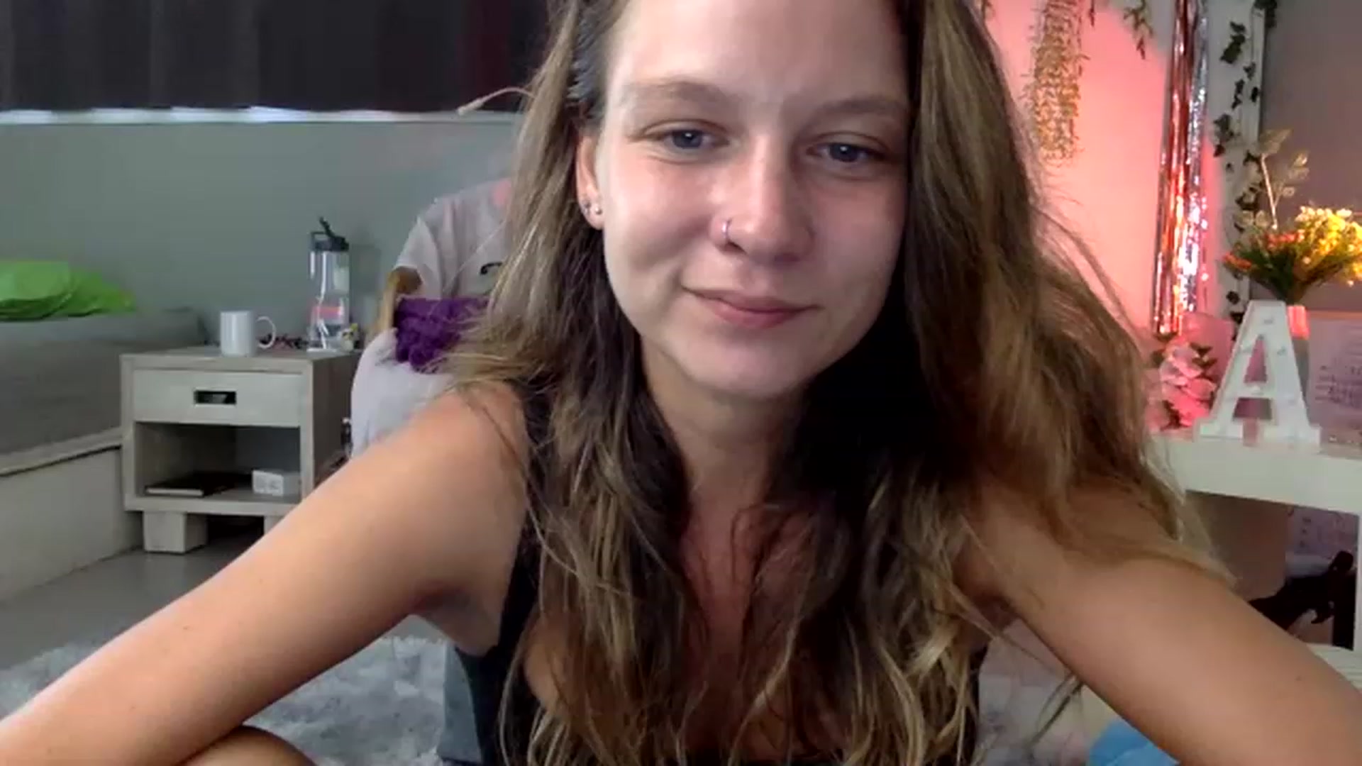 Gallery image thumbnail from Qi_ra's myfreecams stream on, 02/24/2023, 04:05 image 9 of 20