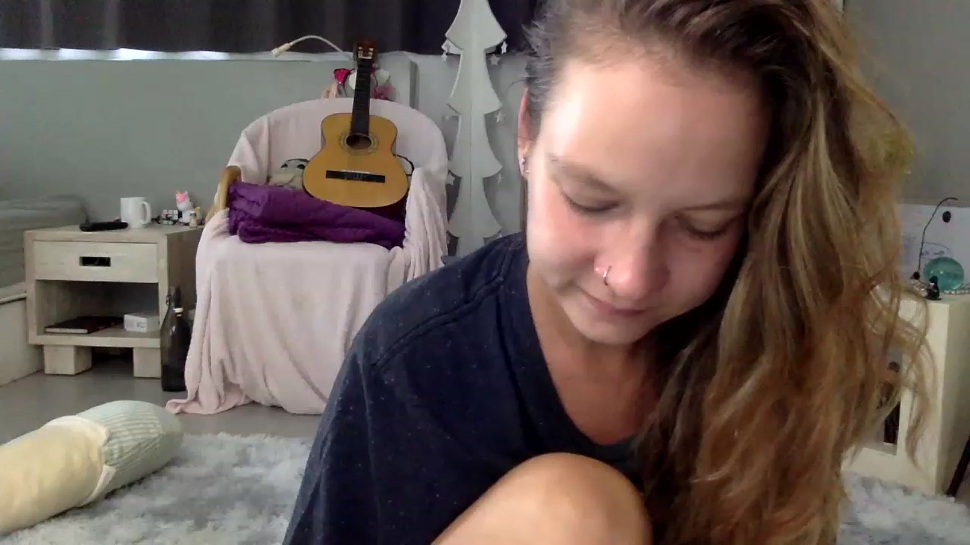 Gallery image thumbnail from Qi_ra's myfreecams stream on, 02/26/2023, 04:32 image 14 of 20