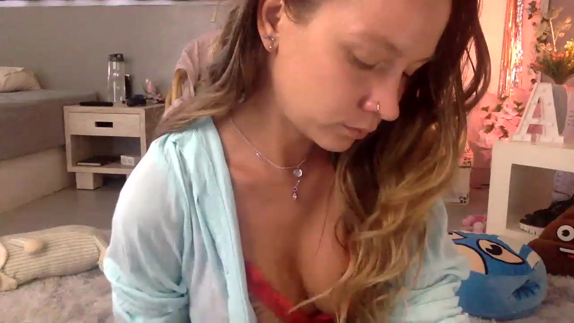 Gallery image thumbnail from Qi_ra's myfreecams stream on, 03/13/2023, 03:32 image 3 of 20
