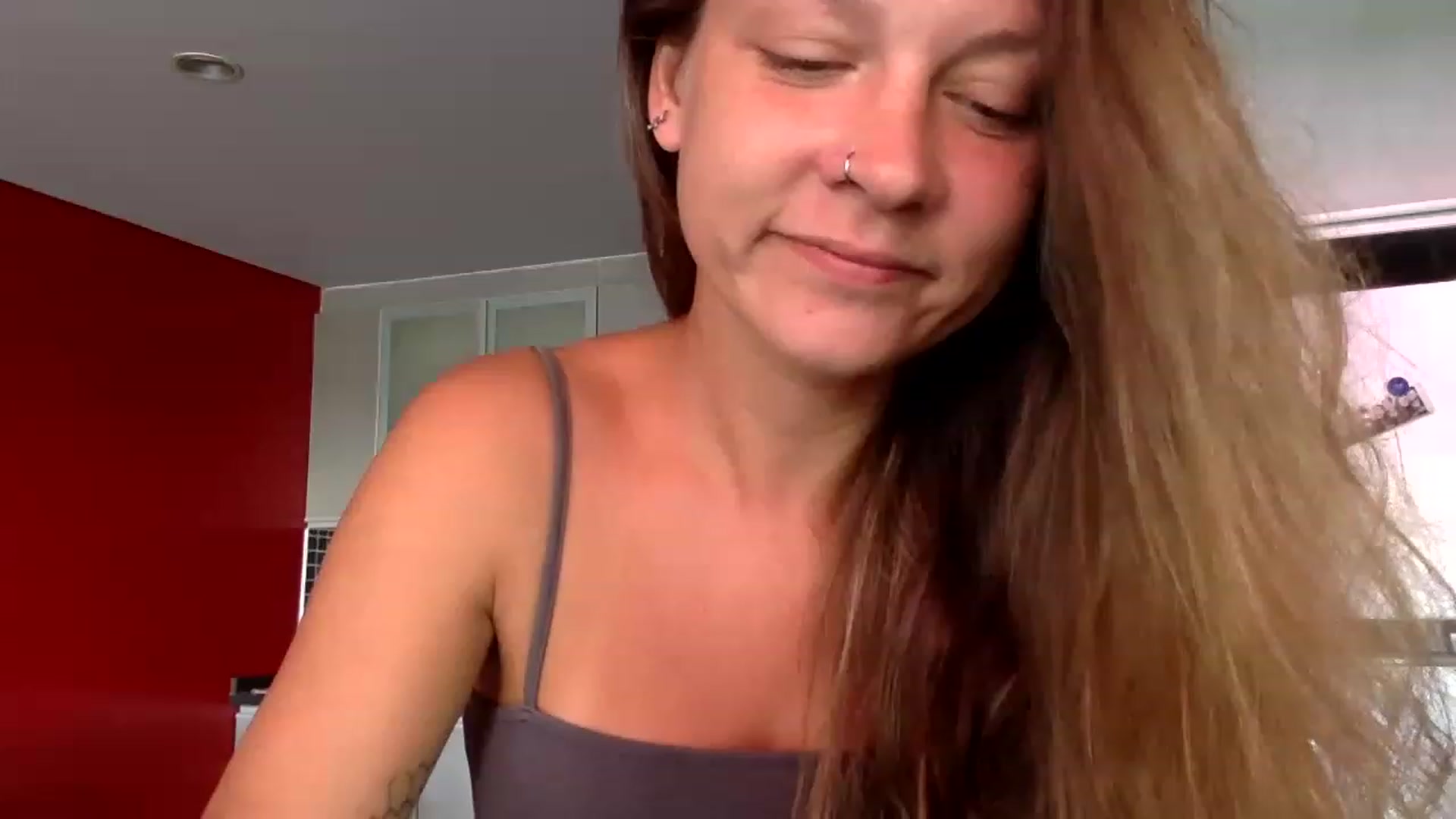 Gallery image thumbnail from Qi_ra's myfreecams stream on, 05/20/2023, 01:53 image 1 of 20