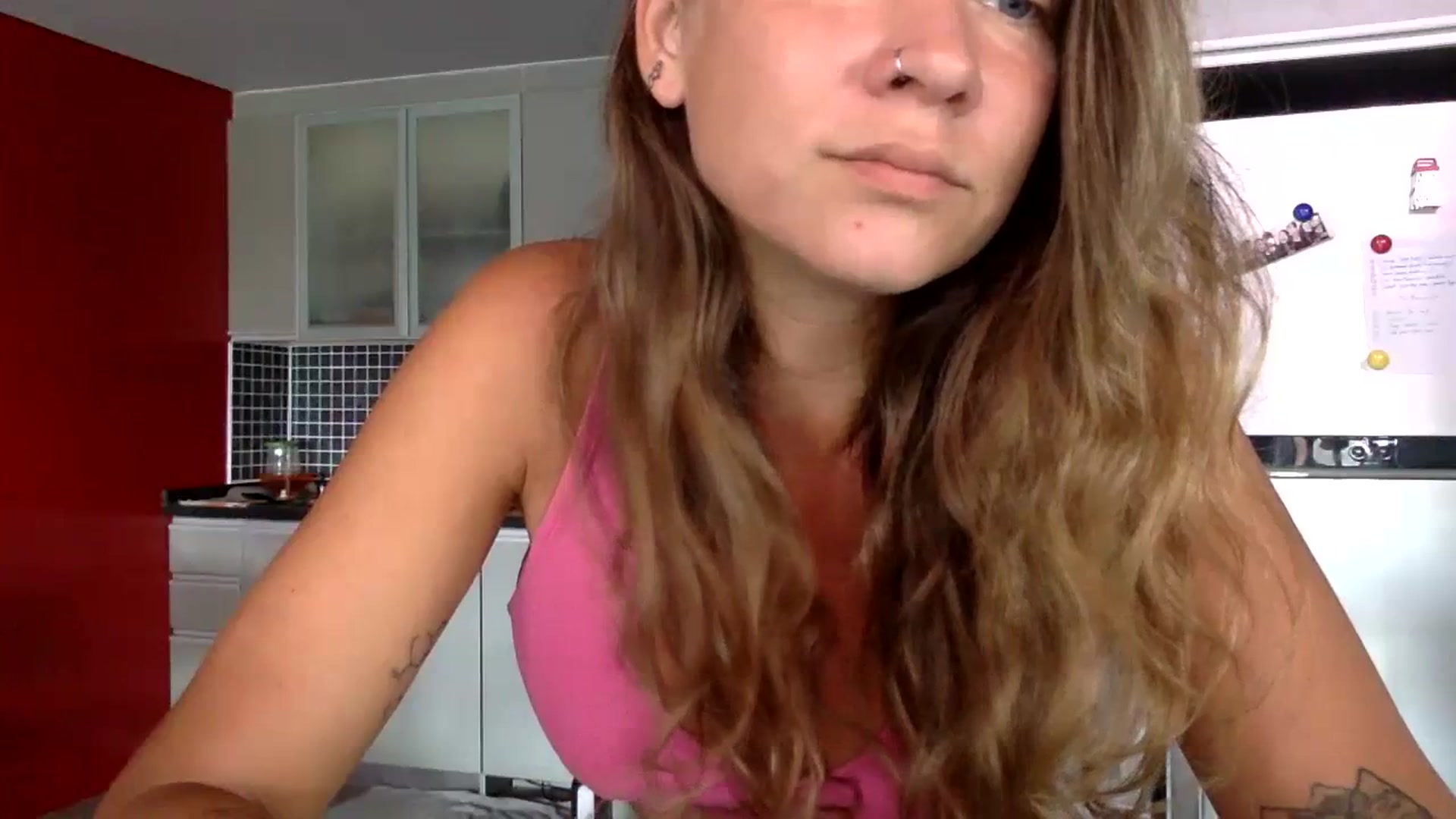 Gallery image thumbnail from Qi_ra's myfreecams stream on, 06/01/2023, 01:55 image 20 of 20
