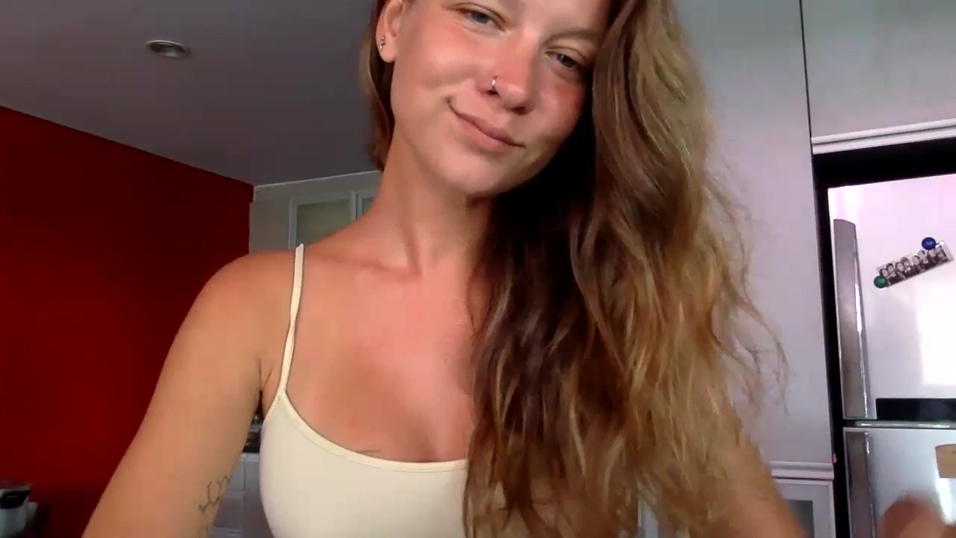 Gallery image thumbnail from Qi_ra's myfreecams stream on, 06/08/2023, 03:58 image 7 of 20