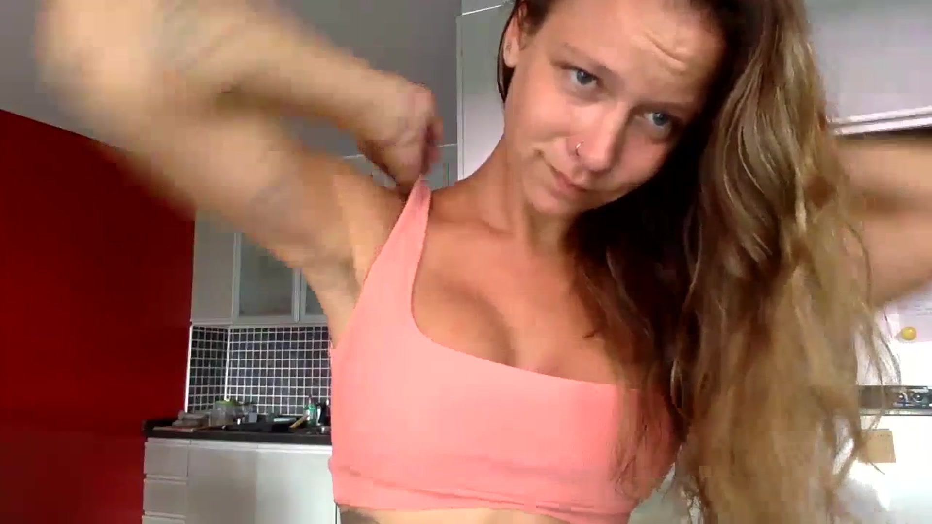 Gallery image thumbnail from Qi_ra's myfreecams stream on, 06/09/2023, 02:27 image 5 of 20
