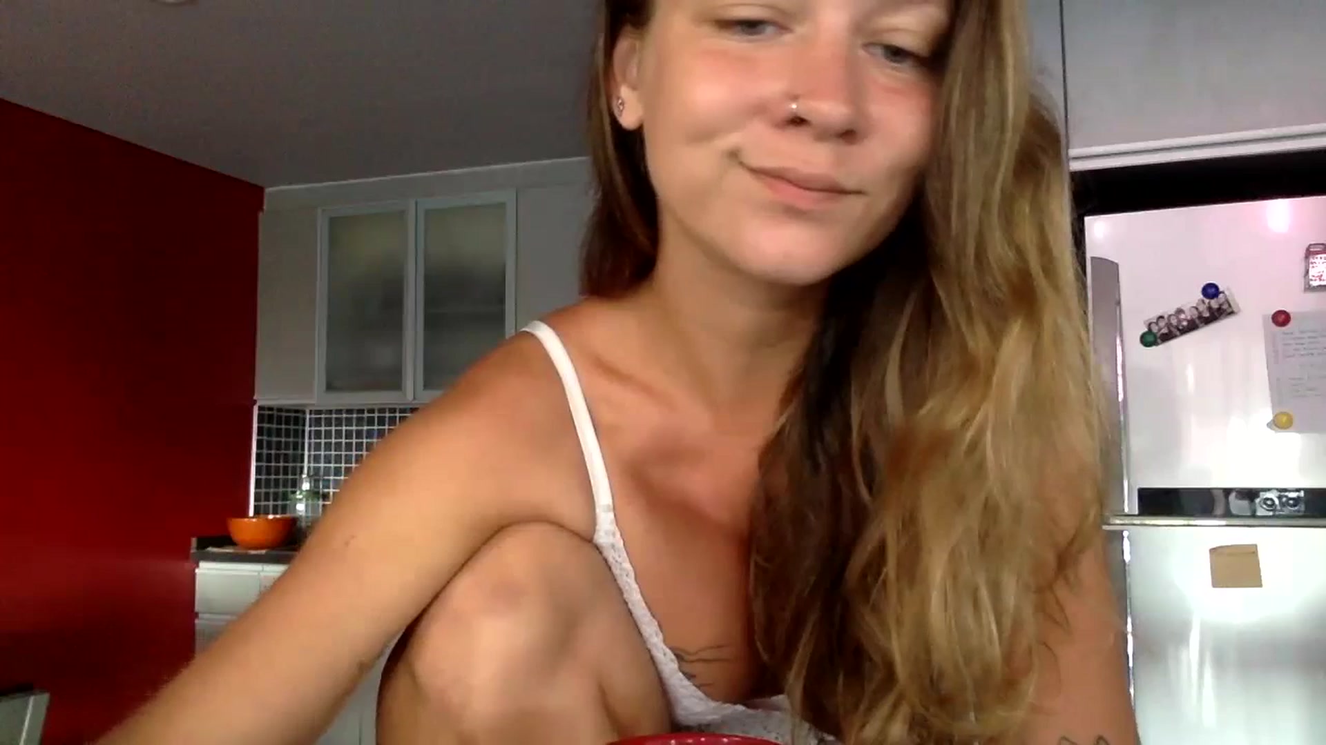Gallery image thumbnail from Qi_ra's myfreecams stream on, 06/10/2023, 01:13 image 15 of 20