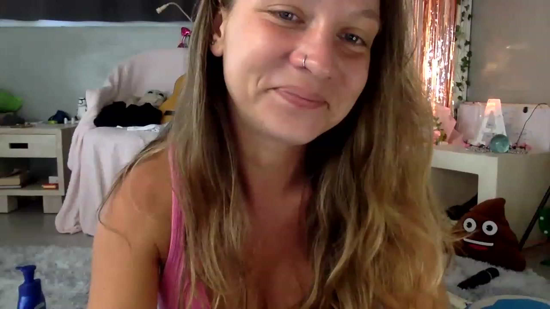 Gallery image thumbnail from Qi_ra's myfreecams stream on, 06/12/2023, 03:12 image 5 of 20
