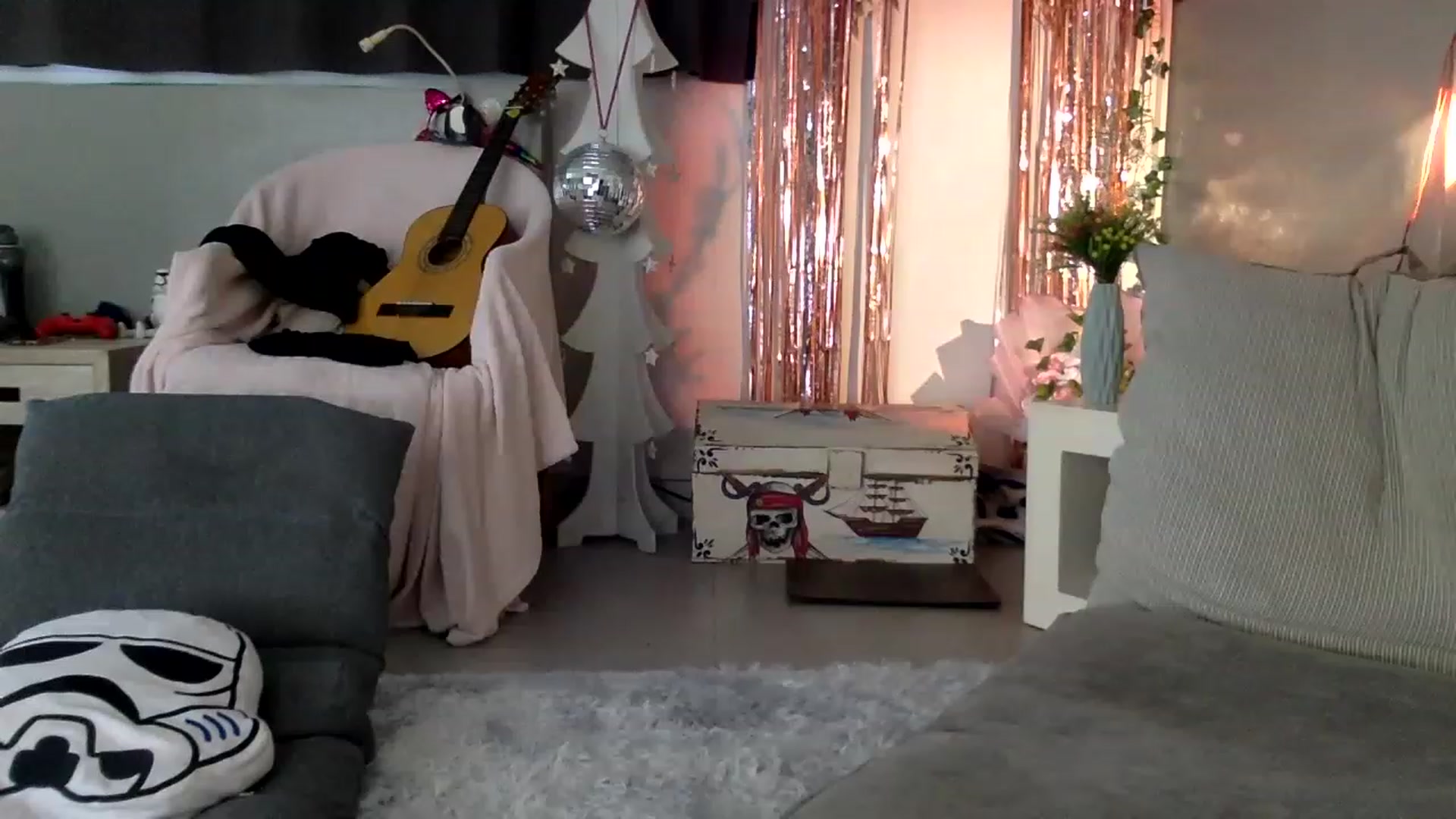 Gallery image thumbnail from Qi_ra's myfreecams stream on, 06/14/2023, 02:13 image 20 of 20