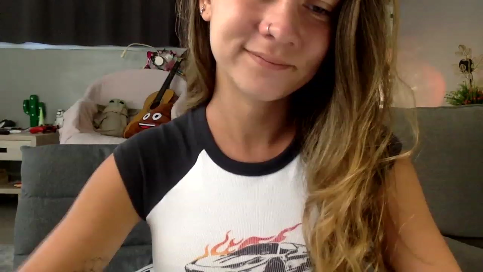 Gallery image thumbnail from Qi_ra's myfreecams stream on, 06/26/2023, 01:07 image 2 of 20