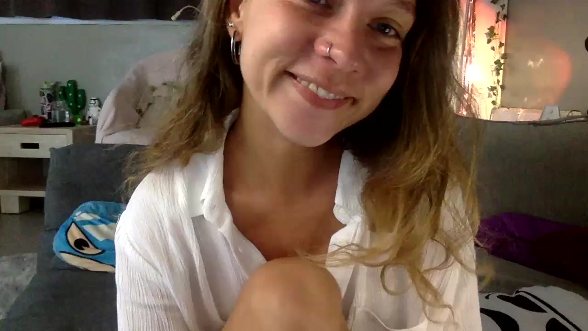 Gallery image thumbnail from Qi_ra's myfreecams stream on, 07/10/2023, 03:24 image 15 of 20
