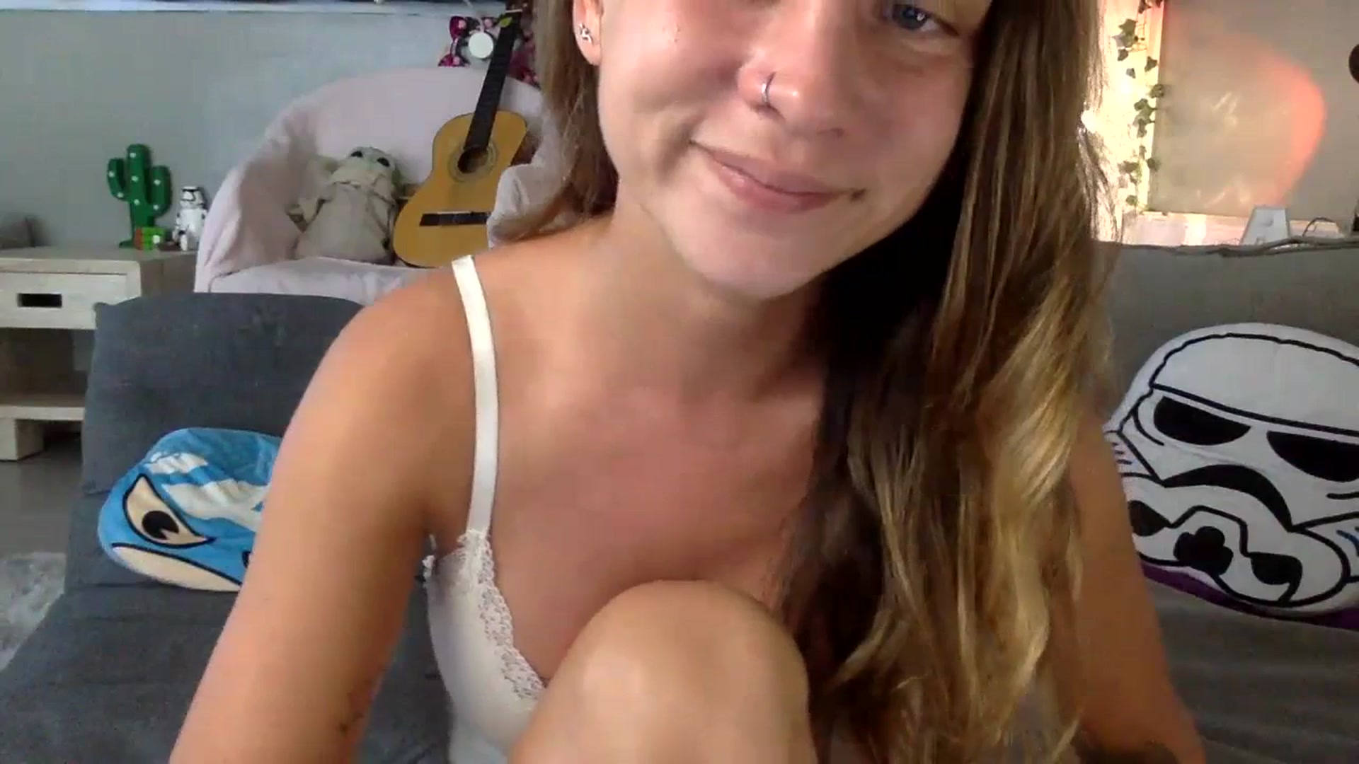 Gallery image thumbnail from Qi_ra's myfreecams stream on, 07/11/2023, 05:54 image 16 of 20