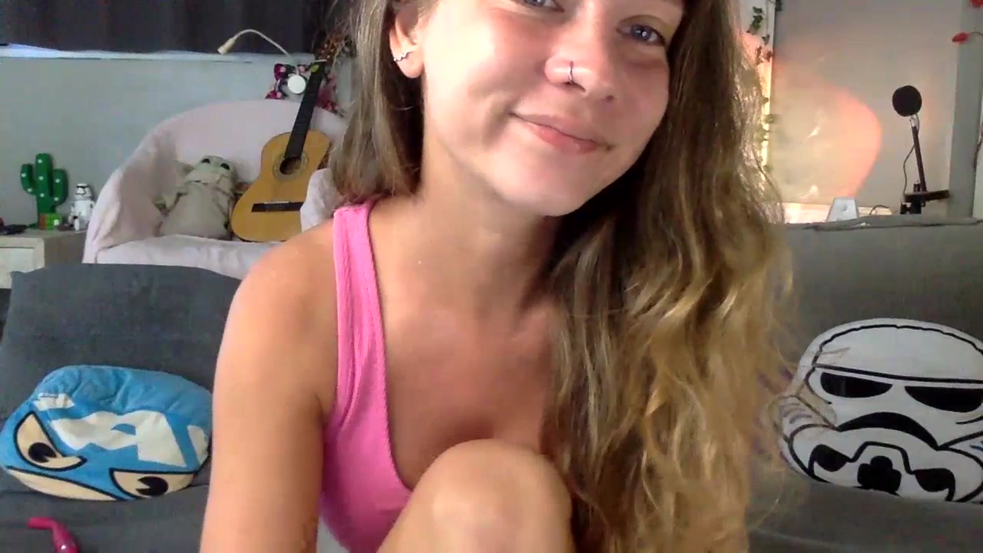 Gallery image thumbnail from Qi_ra's myfreecams stream on, 07/12/2023, 02:09 image 11 of 20