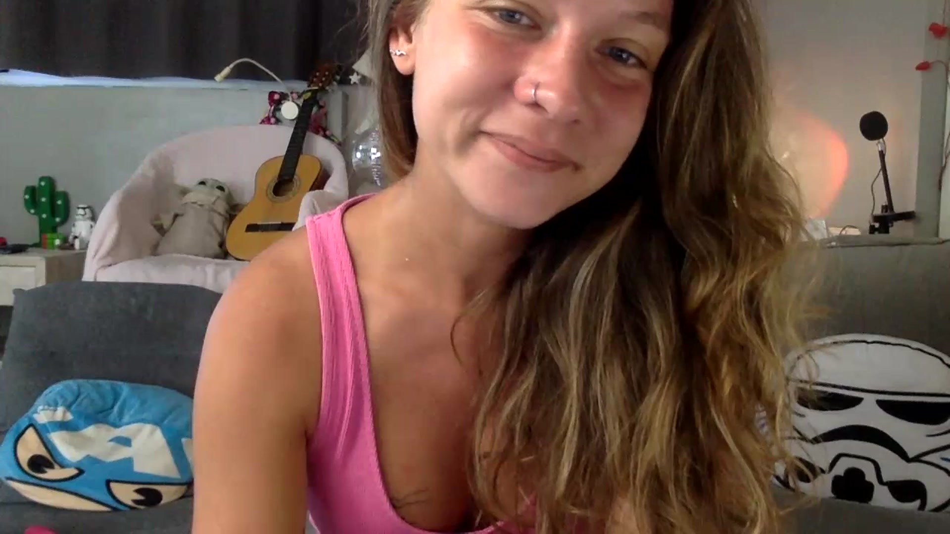 Gallery image thumbnail from Qi_ra's myfreecams stream on, 07/12/2023, 02:41 image 5 of 20