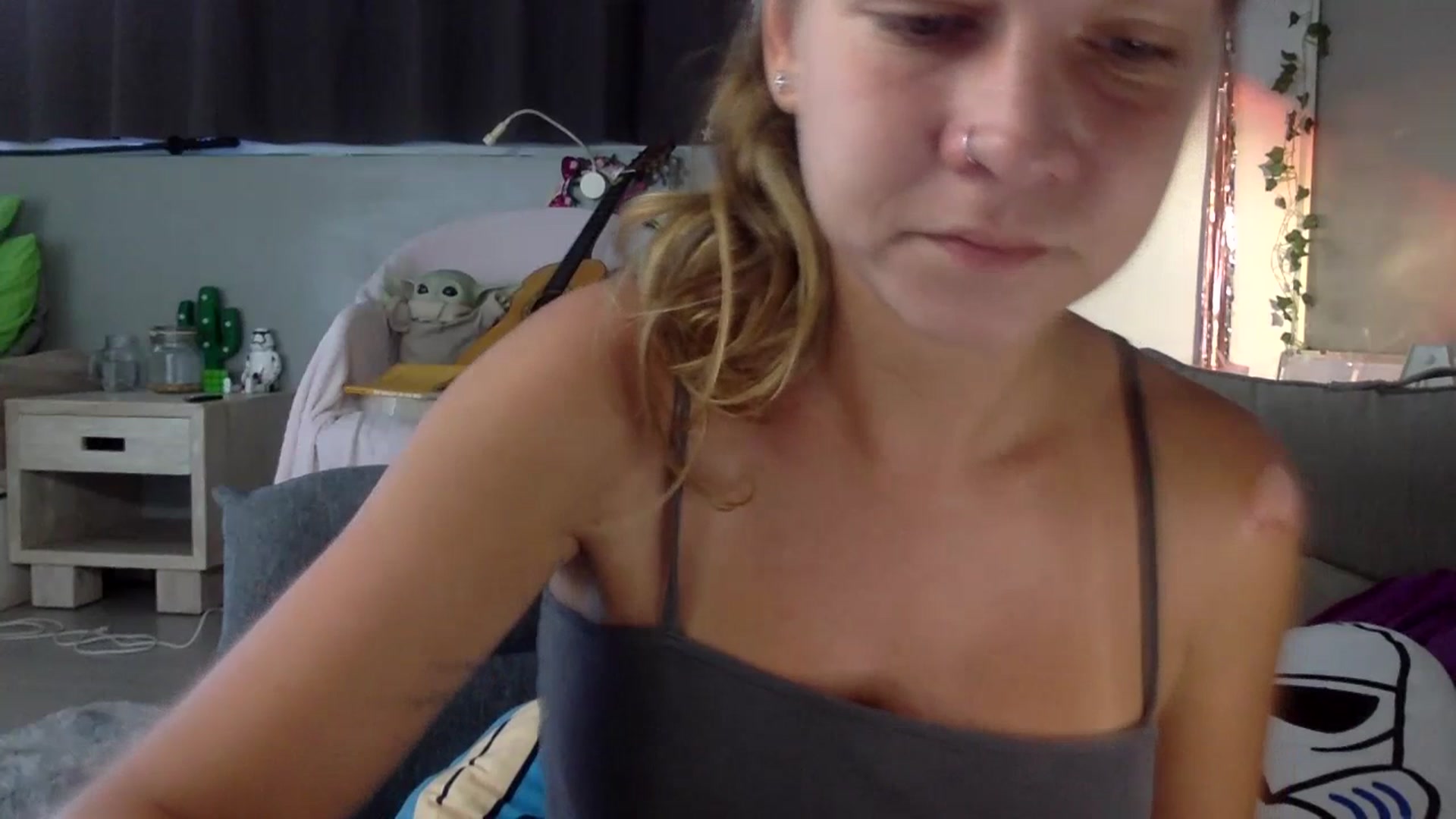 Gallery image thumbnail from Qi_ra's myfreecams stream on, 07/21/2023, 02:23 image 15 of 20