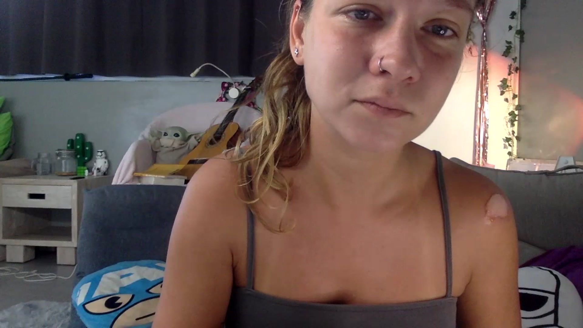 Gallery image thumbnail from Qi_ra's myfreecams stream on, 07/21/2023, 02:23 image 2 of 20