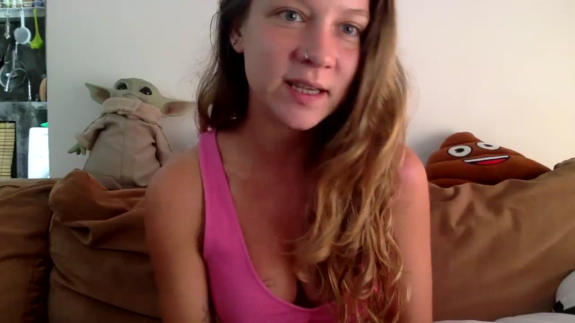 Gallery image thumbnail from Qi_ra's myfreecams stream on, 08/07/2023, 04:14 image 20 of 20