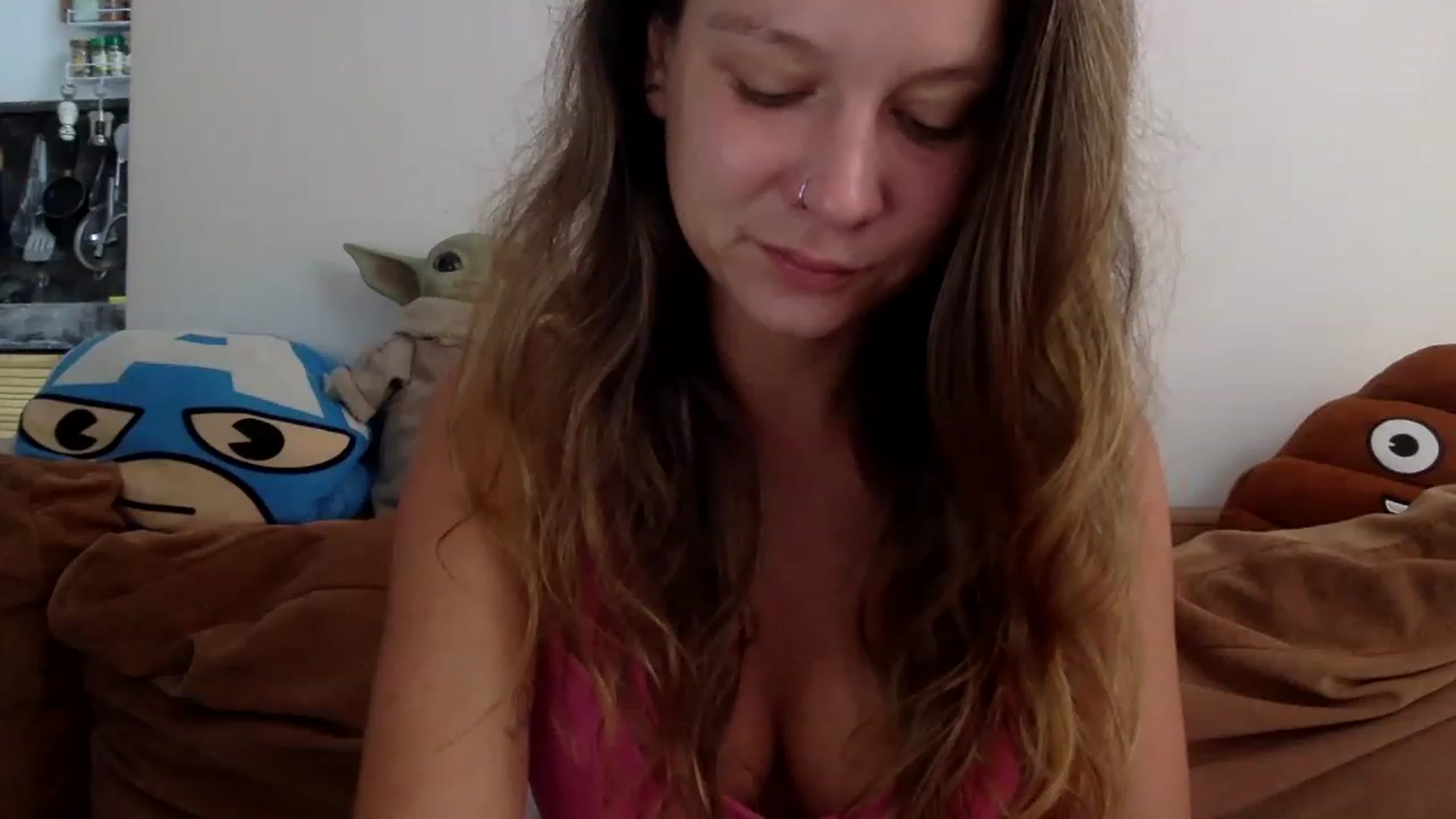 Gallery image thumbnail from Qi_ra's myfreecams stream on, 08/13/2023, 02:55 image 12 of 20