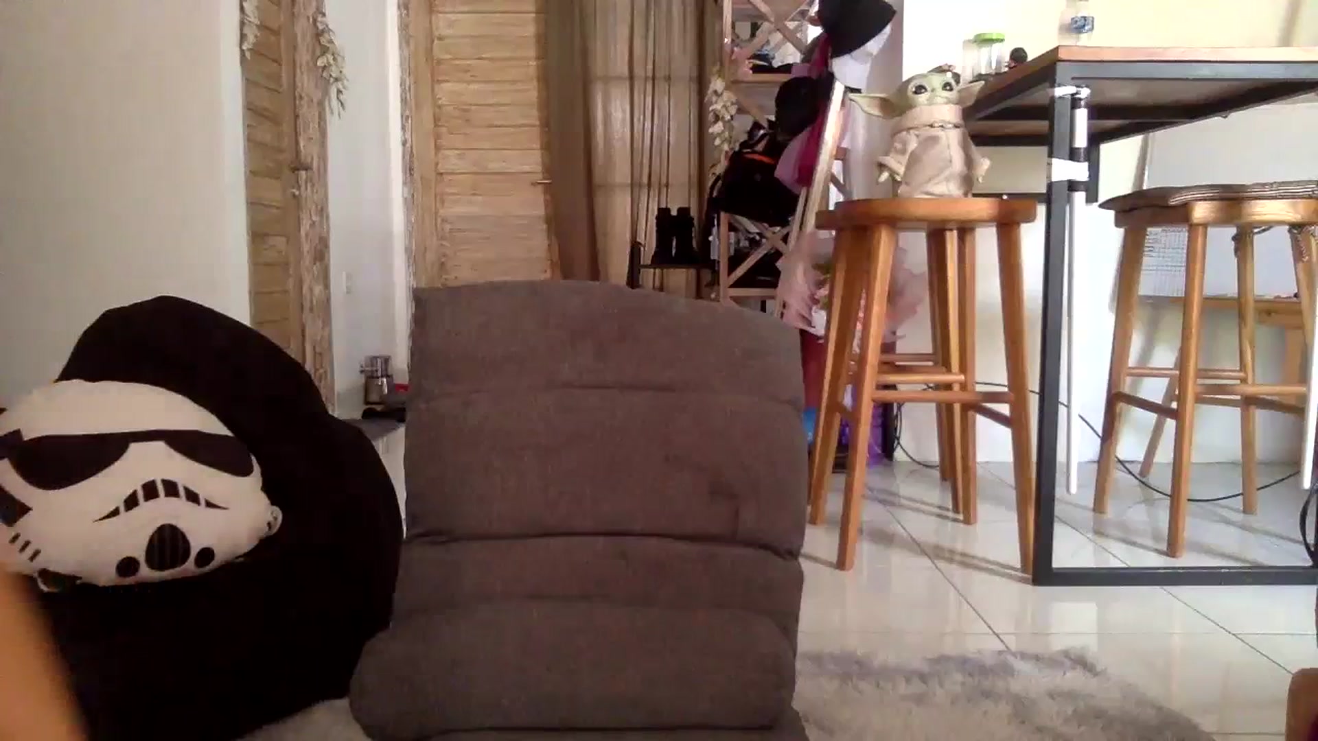 Gallery image thumbnail from Qi_ra's myfreecams stream on, 08/24/2023, 01:10 image 17 of 20