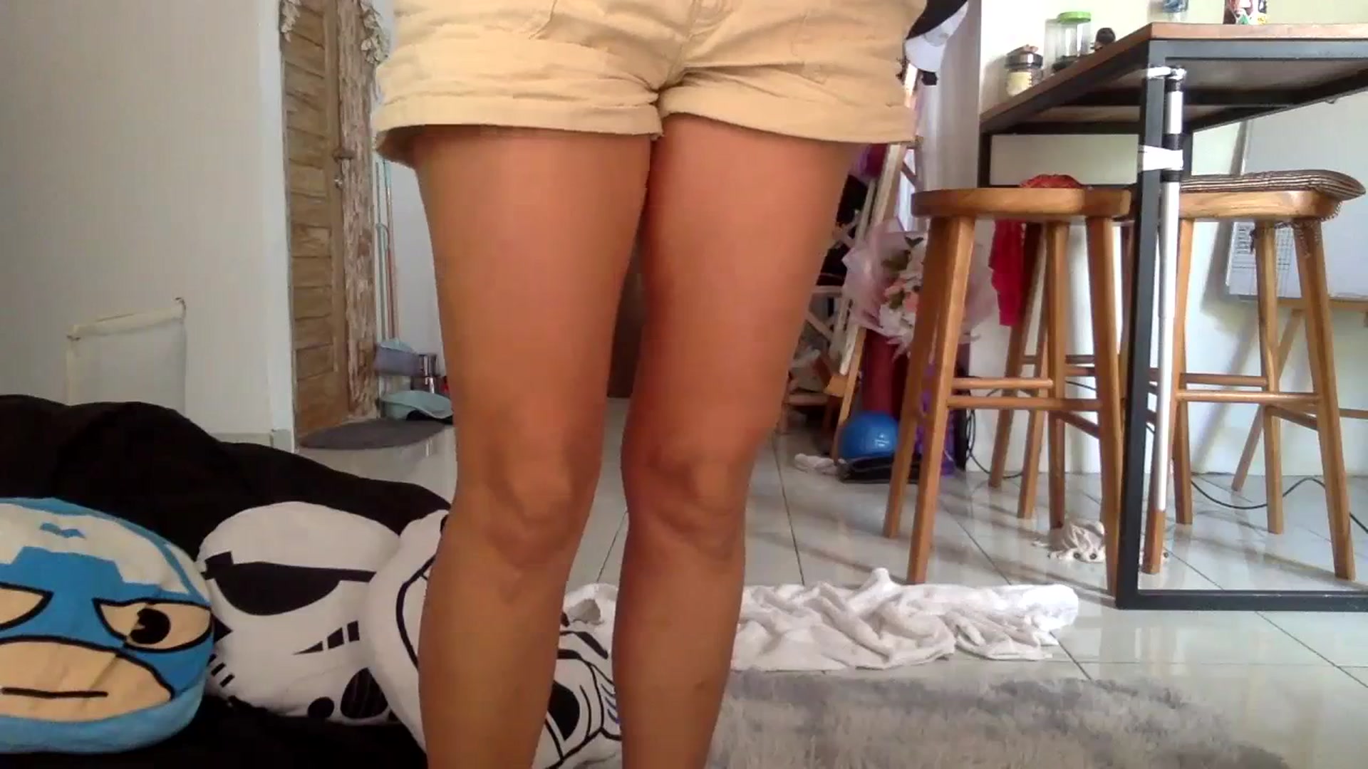 Gallery image thumbnail from Qi_ra's myfreecams stream on, 08/25/2023, 01:05 image 18 of 20
