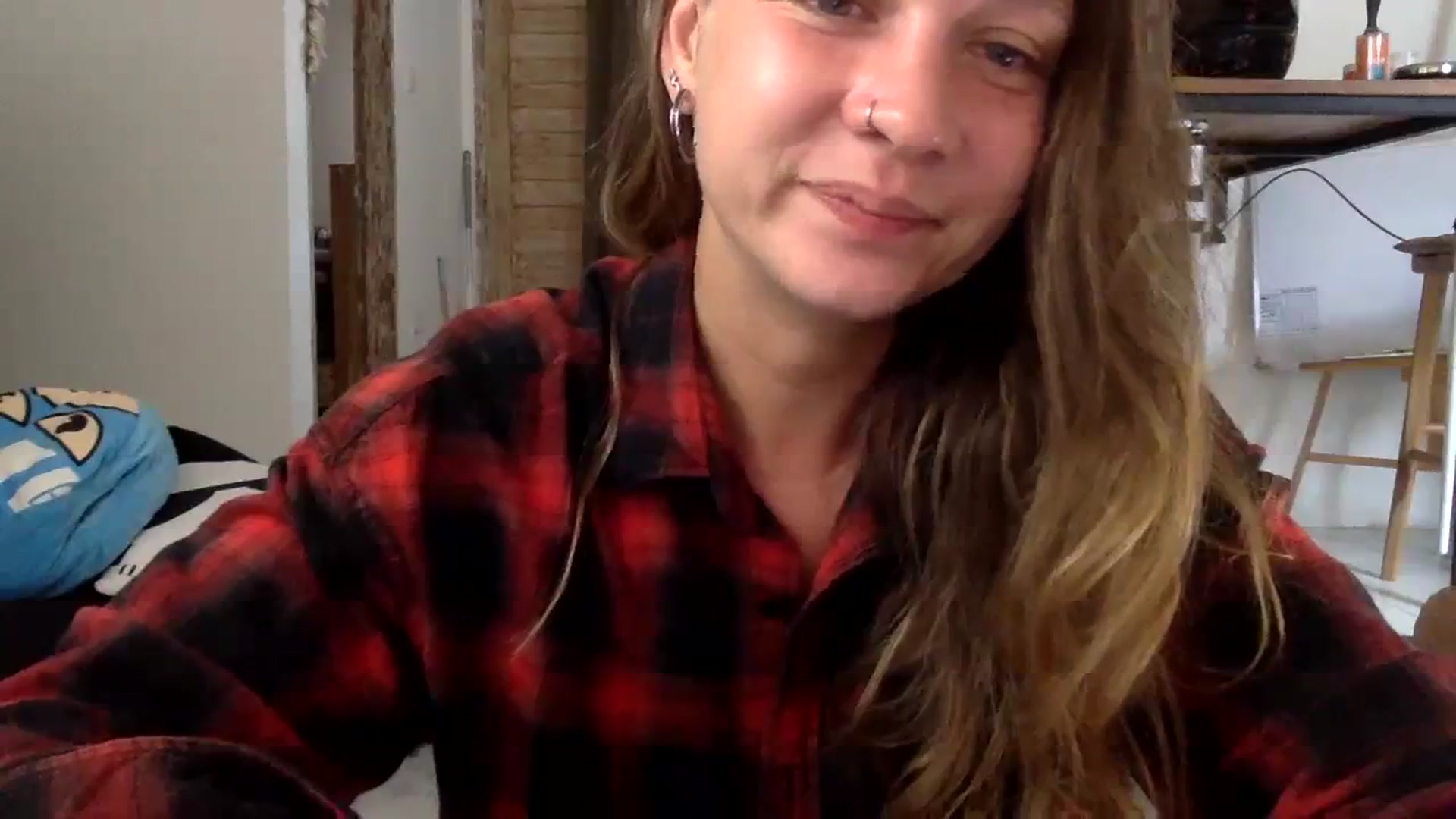 Gallery image thumbnail from Qi_ra's myfreecams stream on, 09/07/2023, 24:37 image 7 of 20