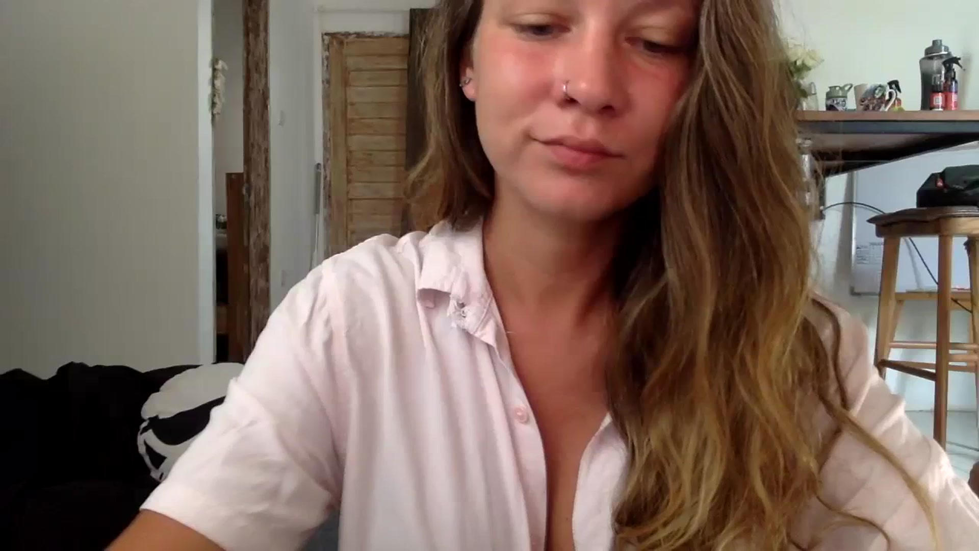 Gallery image thumbnail from Qi_ra's myfreecams stream on, 09/13/2023, 24:35 image 1 of 20
