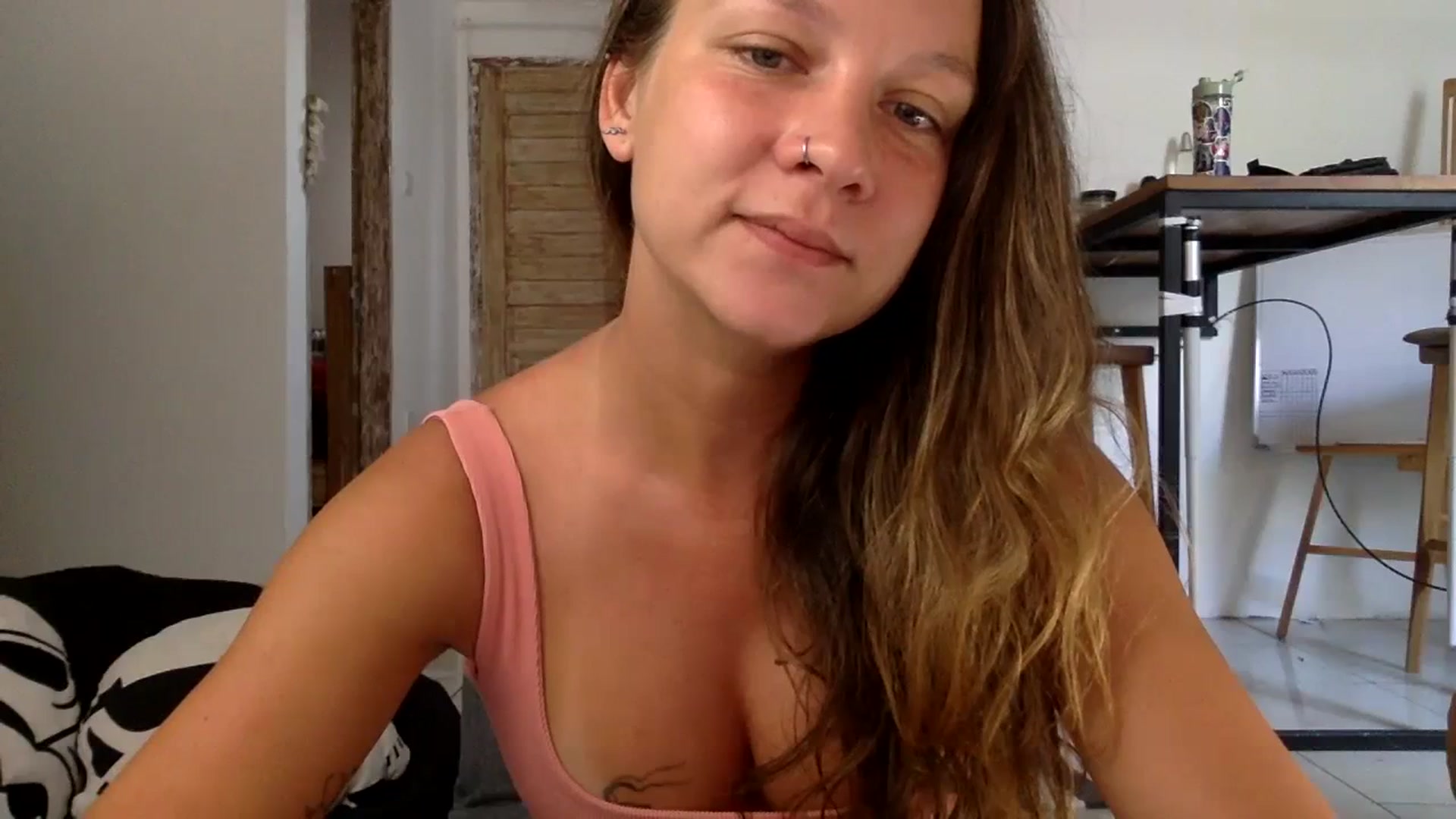 Gallery image thumbnail from Qi_ra's myfreecams stream on, 09/26/2023, 01:30 image 4 of 20