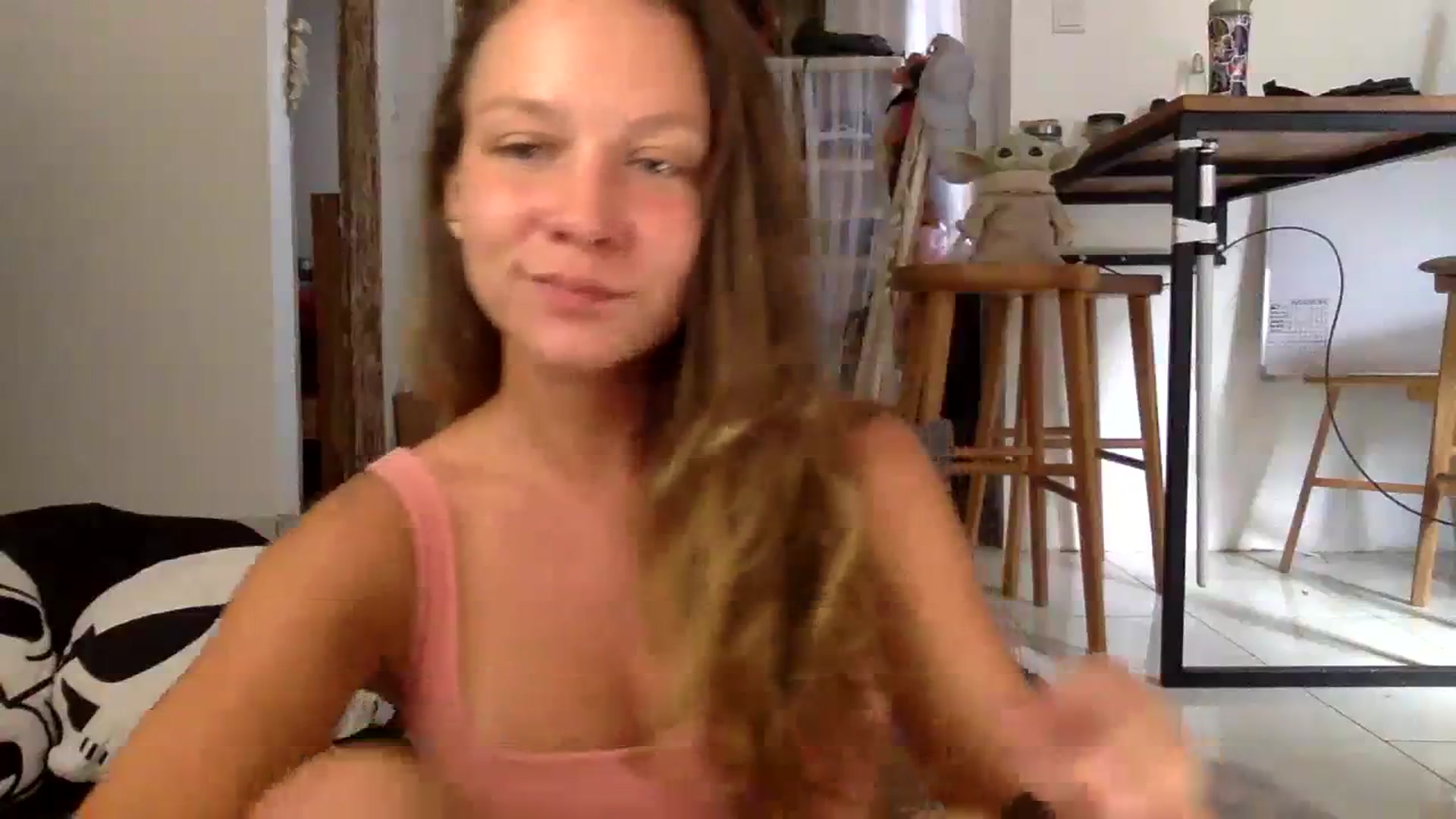 Gallery image thumbnail from Qi_ra's myfreecams stream on, 09/26/2023, 02:20 image 17 of 20