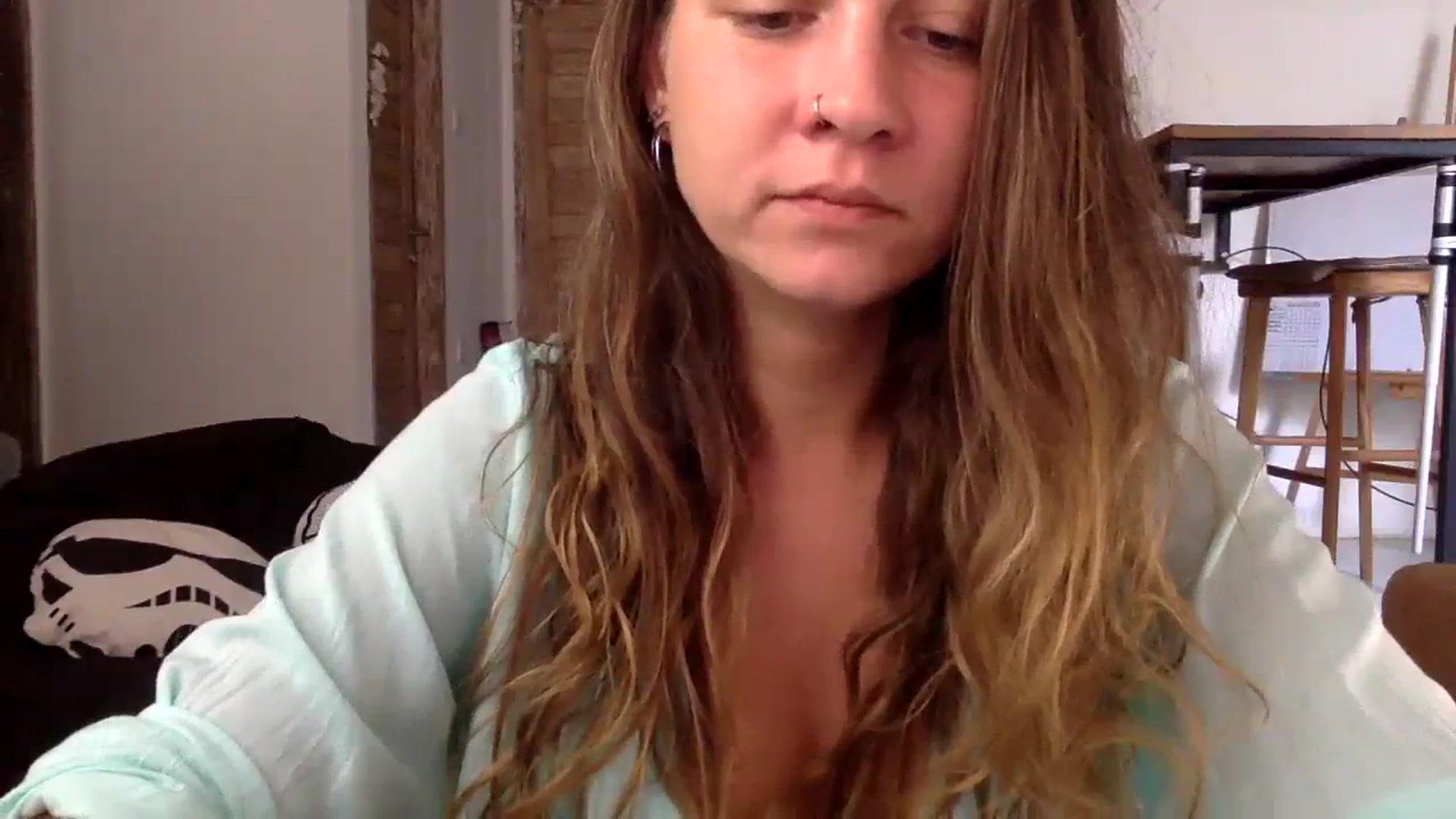 Gallery image thumbnail from Qi_ra's myfreecams stream on, 10/17/2023, 01:57 image 12 of 20