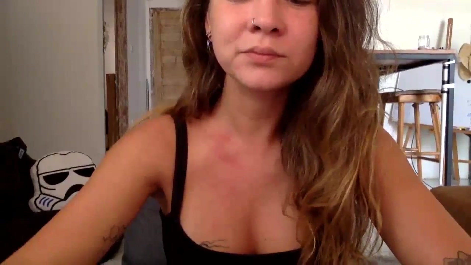 Gallery image thumbnail from Qi_ra's myfreecams stream on, 10/25/2023, 02:33 image 2 of 20