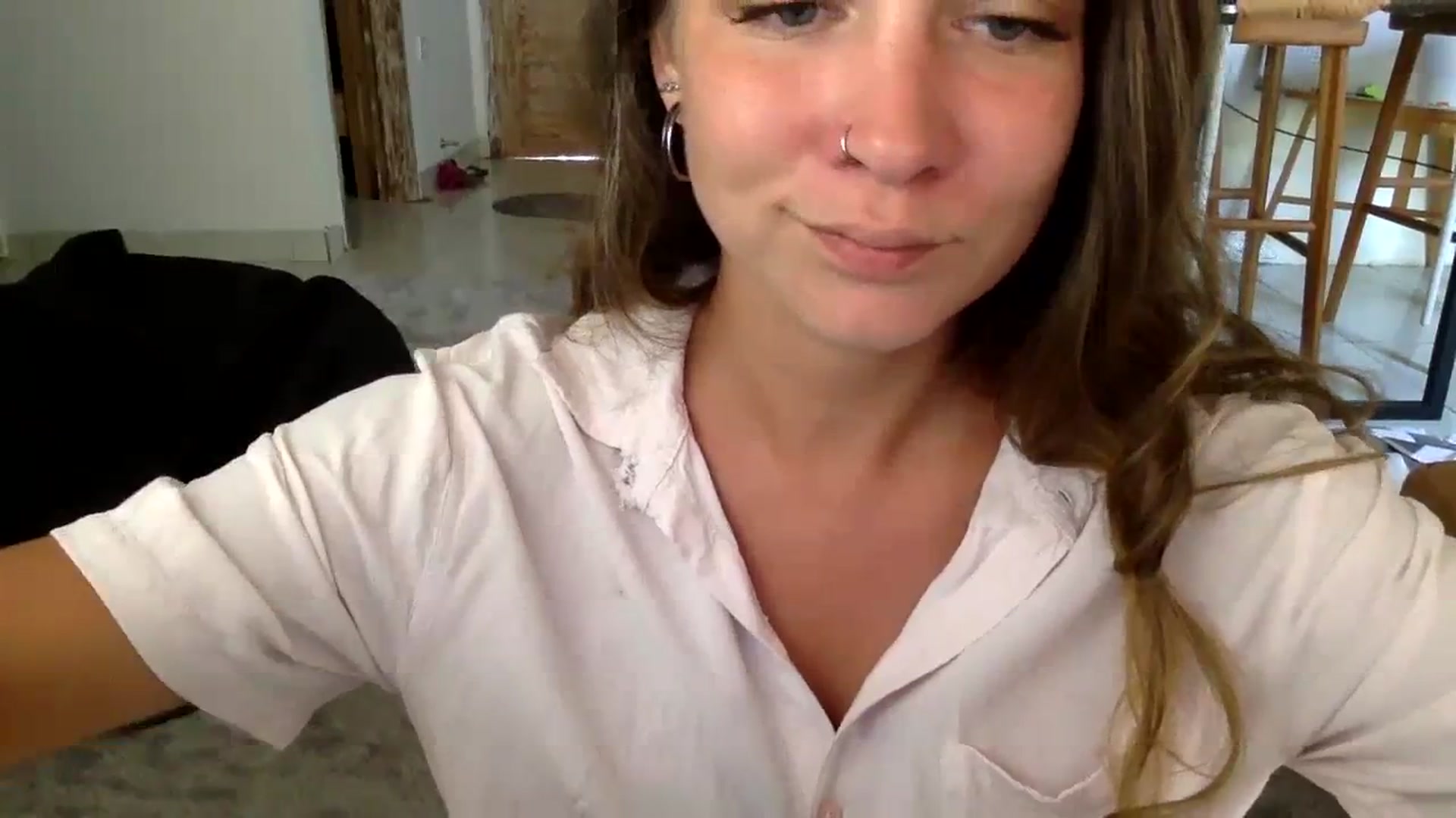 Gallery image thumbnail from Qi_ra's myfreecams stream on, 11/26/2023, 03:58 image 12 of 20