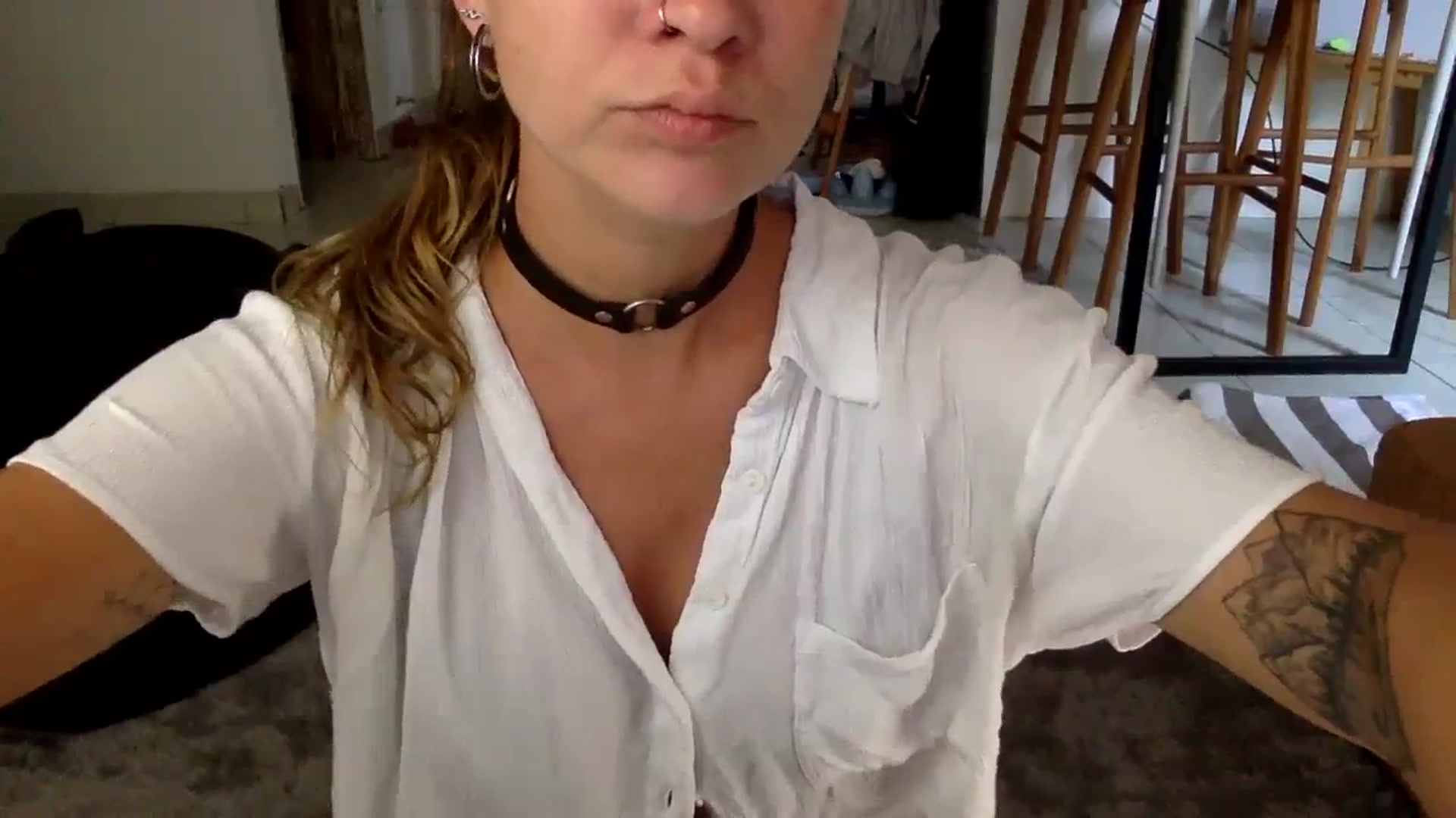 Gallery image thumbnail from Qi_ra's myfreecams stream on, 11/27/2023, 01:22 image 11 of 20