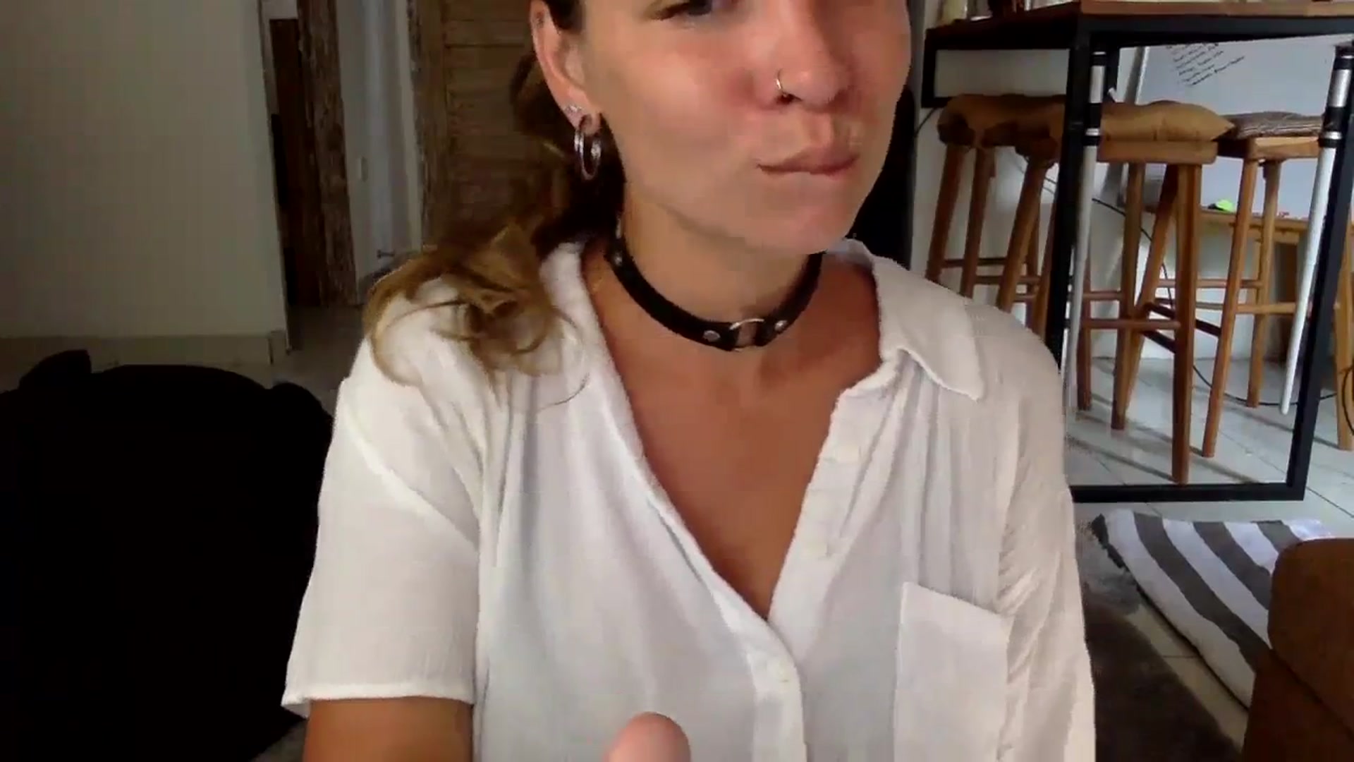 Gallery image thumbnail from Qi_ra's myfreecams stream on, 11/27/2023, 01:22 image 3 of 20