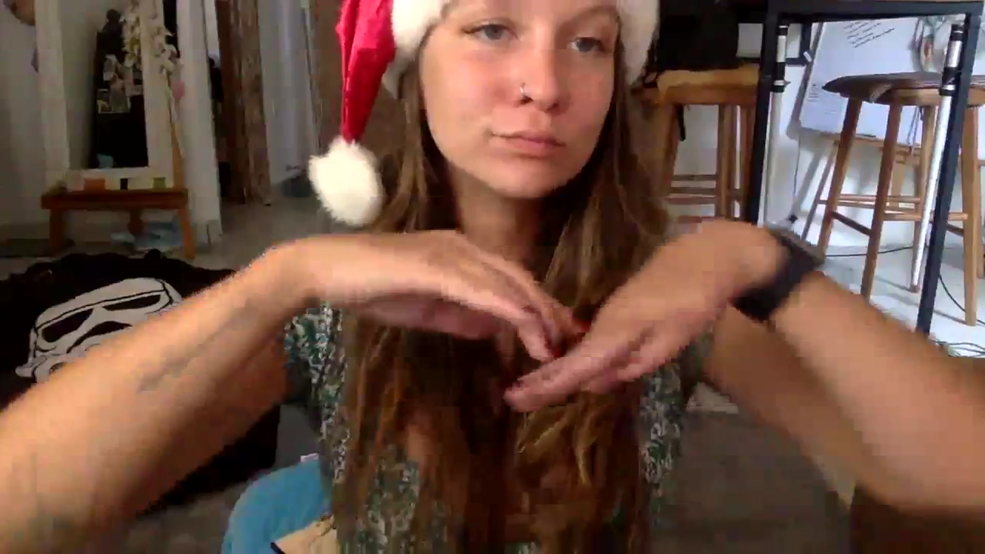 Gallery image thumbnail from Qi_ra's myfreecams stream on, 01/01/2024, 04:54 image 5 of 20