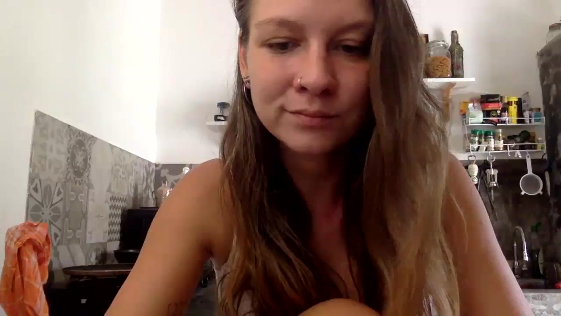 Gallery image thumbnail from Qi_ra's myfreecams stream on, 03/05/2024, 06:19 image 19 of 20
