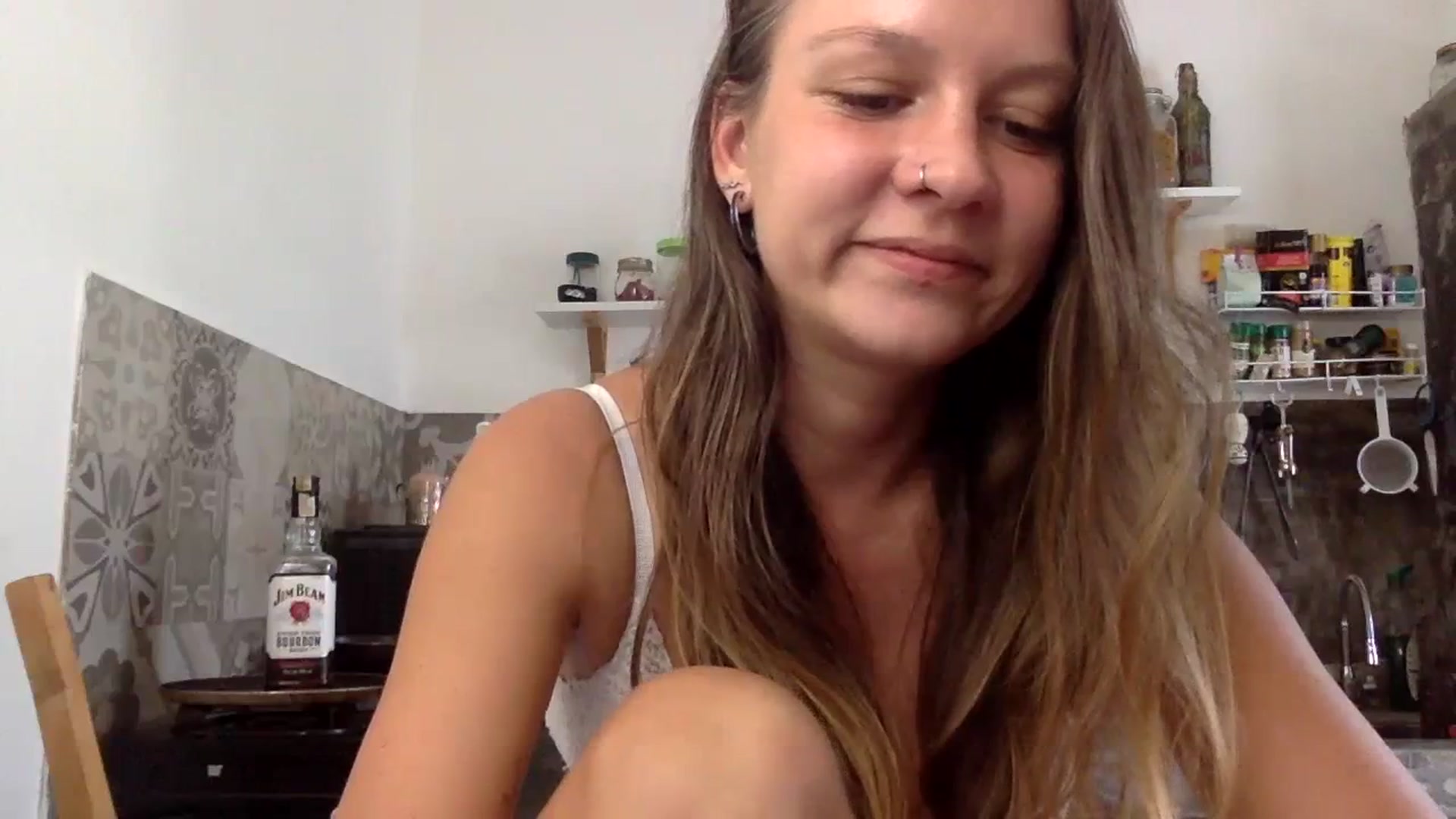 Gallery image thumbnail from Qi_ra's myfreecams stream on, 03/05/2024, 07:48 image 3 of 20