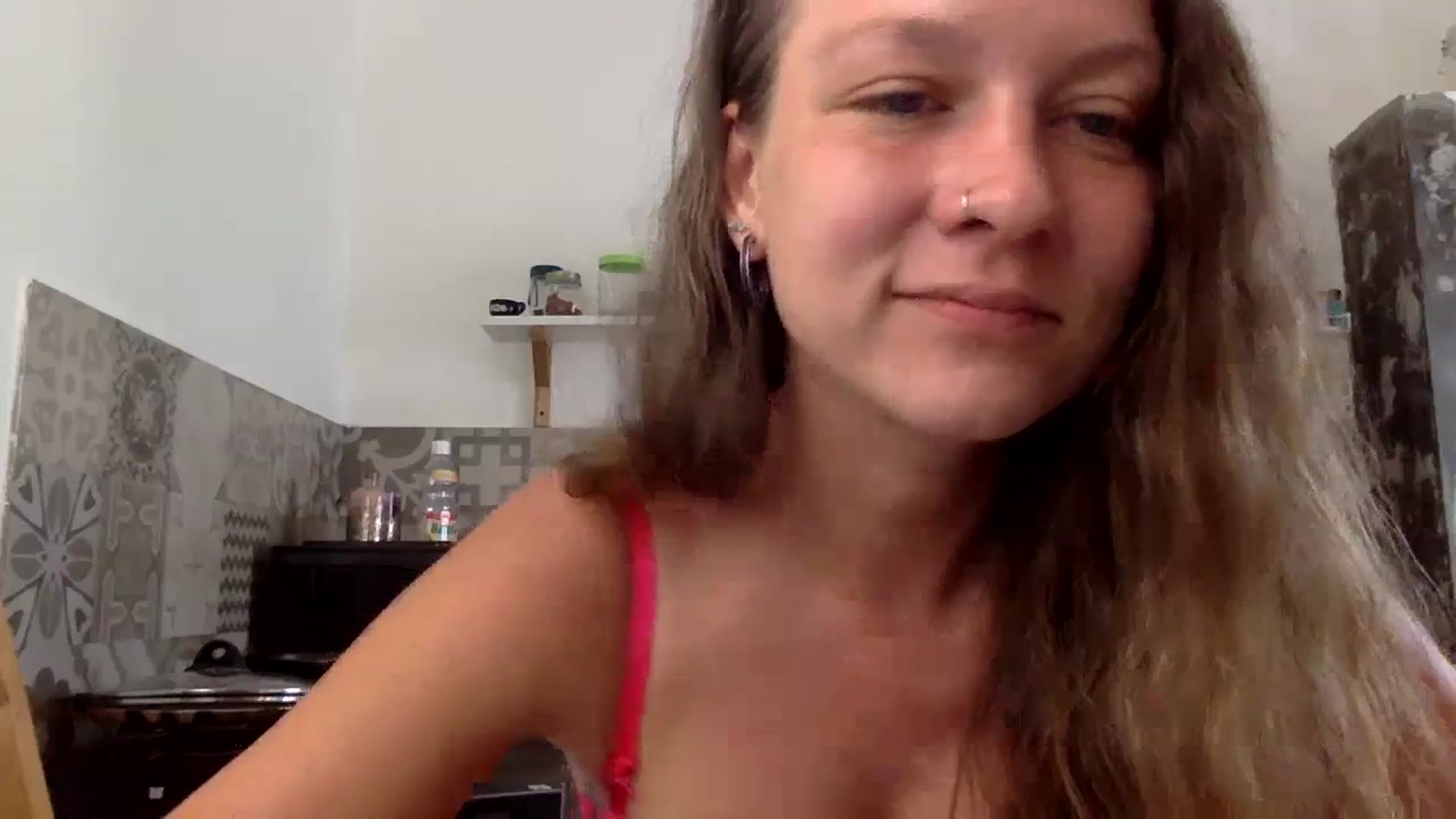 Gallery image thumbnail from Qi_ra's myfreecams stream on, 03/25/2024, 02:36 image 3 of 20