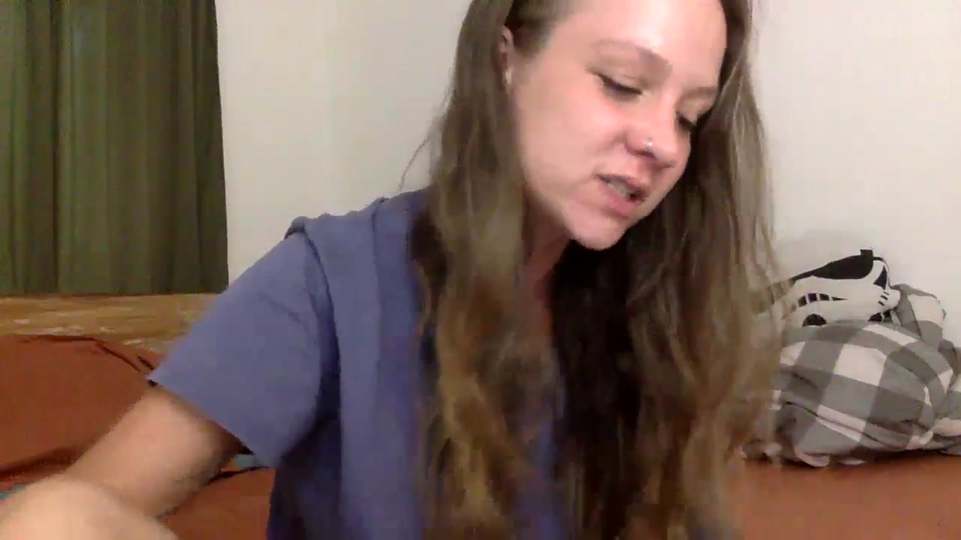 Gallery image thumbnail from Qi_ra's myfreecams stream on, 04/25/2024, 09:14 image 4 of 20