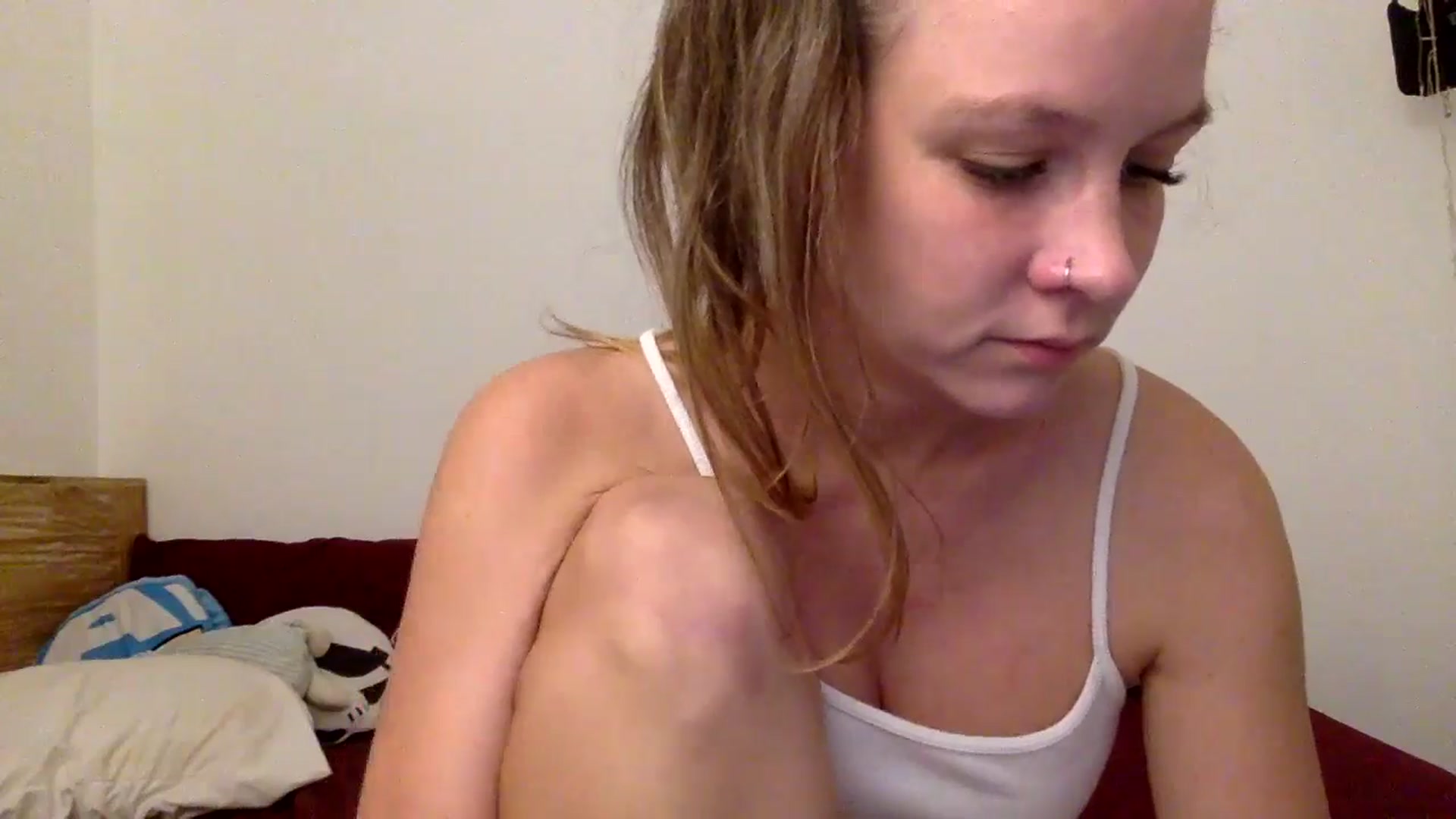 Gallery image thumbnail from Qi_ra's myfreecams stream on, 06/03/2024, 03:01 image 18 of 20