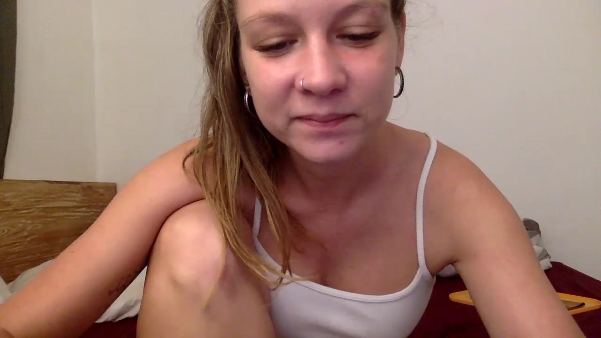 Gallery image thumbnail from Qi_ra's myfreecams stream on, 06/03/2024, 03:01 image 12 of 20