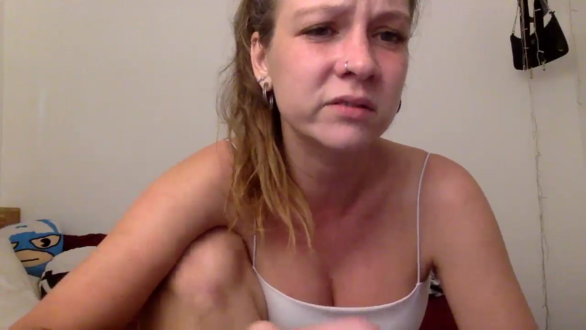 Gallery image thumbnail from Qi_ra's myfreecams stream on, 06/06/2024, 08:37 image 12 of 20