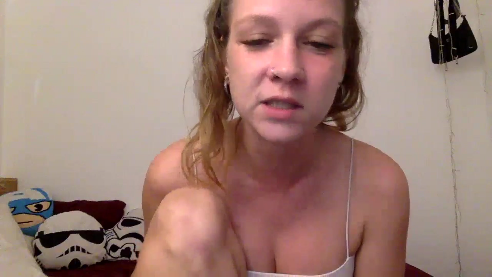 Gallery image thumbnail from Qi_ra's myfreecams stream on, 06/06/2024, 08:37 image 5 of 20