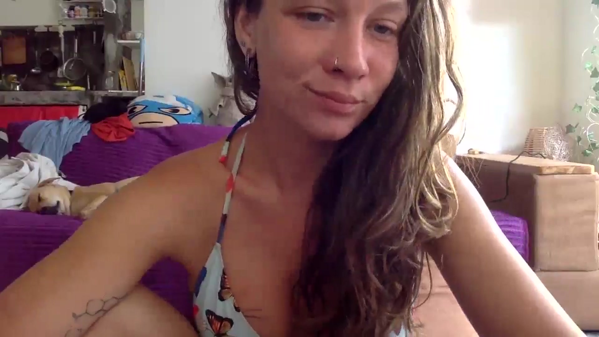 Gallery image thumbnail from Qi_ra's myfreecams stream on, 09/28/2024, 24:53 image 5 of 20