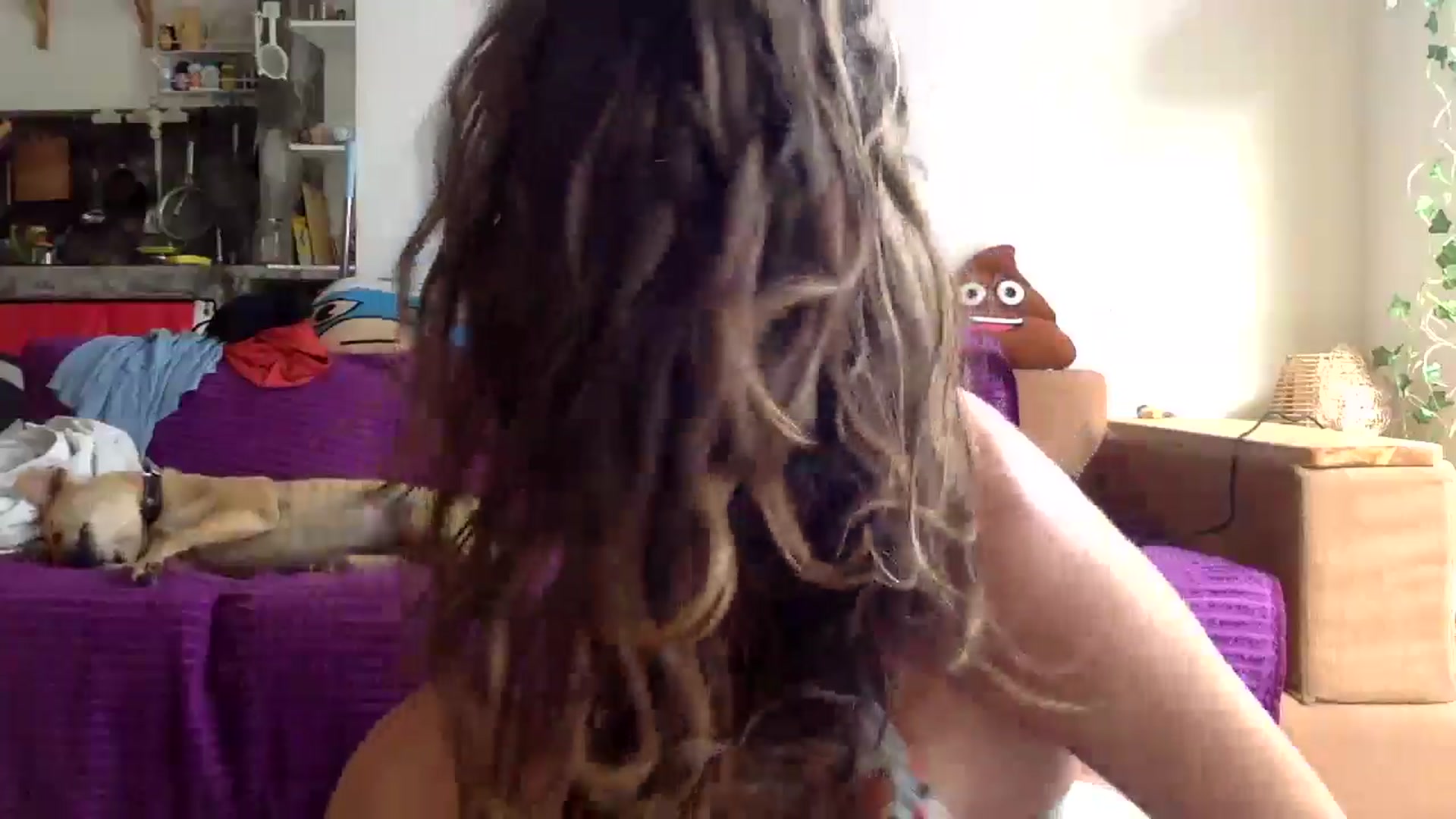Gallery image thumbnail from Qi_ra's myfreecams stream on, 09/28/2024, 24:53 image 9 of 20